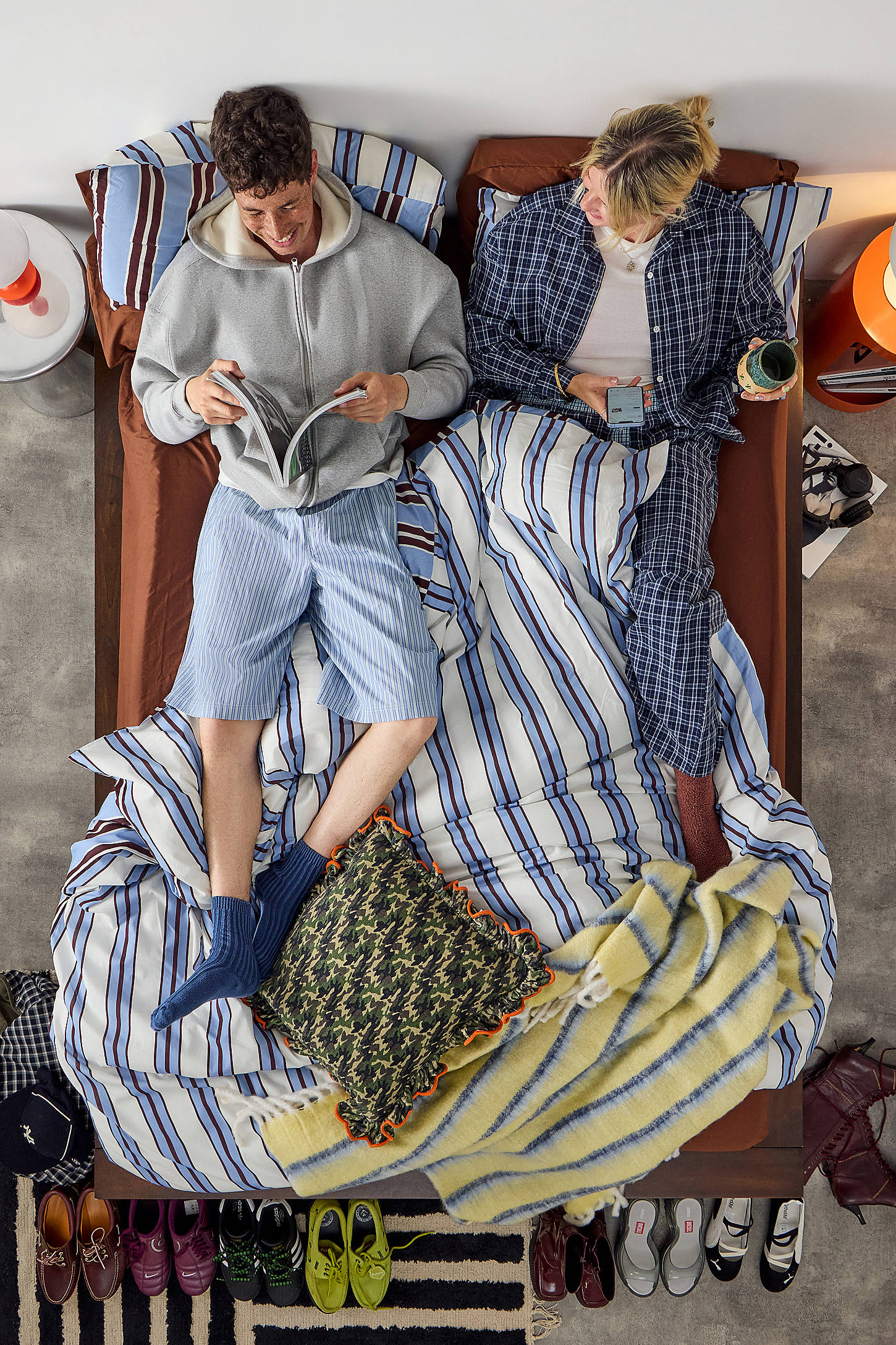 Contrast Stripe Reversible Duvet Set - Blue