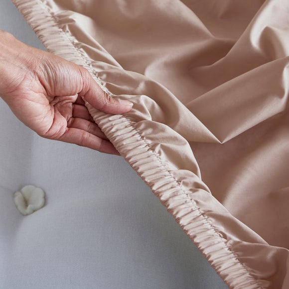 100% Egyptian Cotton 220 Thread Count True Grip® Fitted Sheet 6