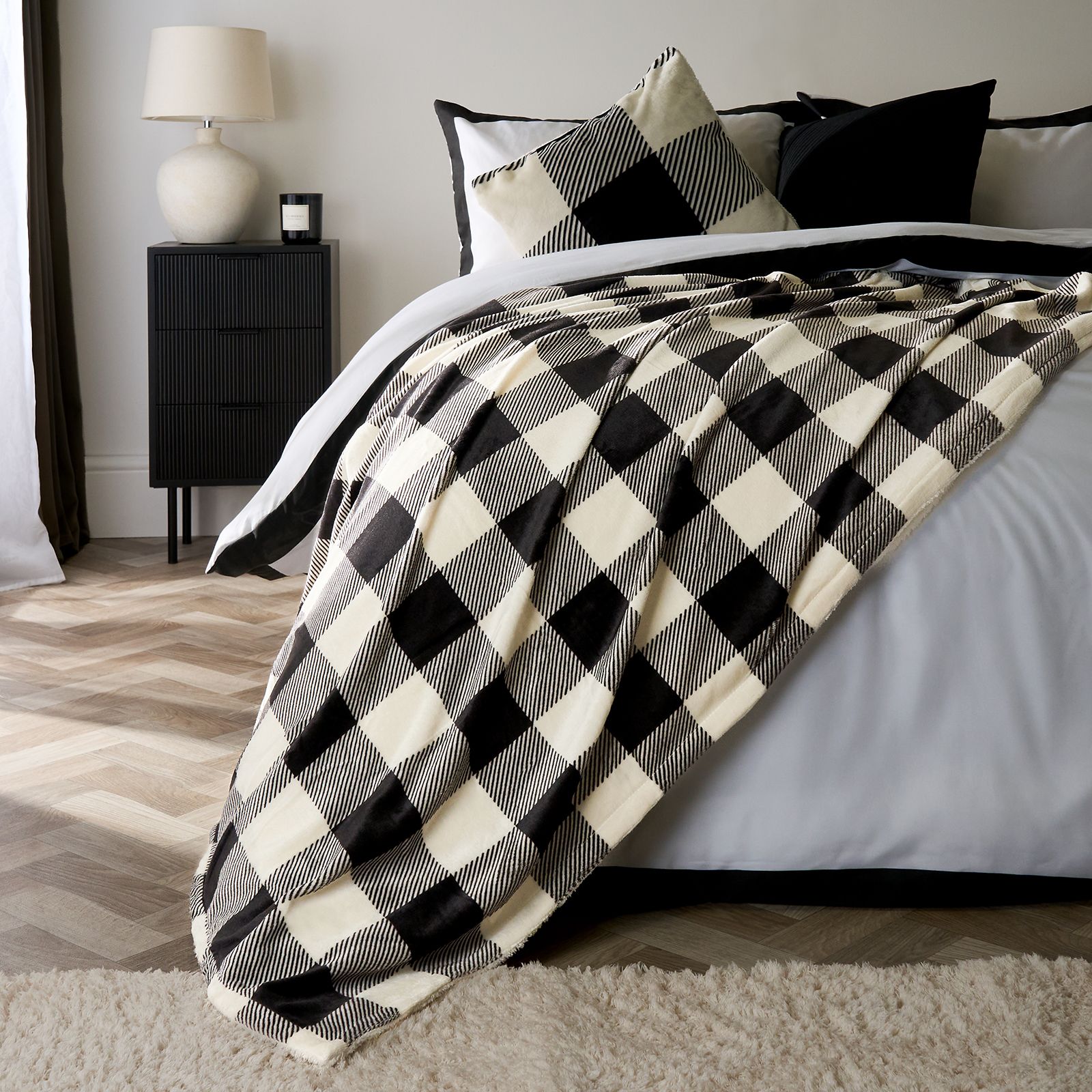 OHS Gingham Flannel Fleece Soft Reversible Throw Blanket in Natural White