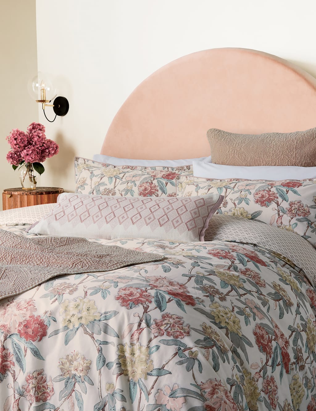 Bedeck of Belfast Pure Cotton Marielle Square Pillowcase Coral