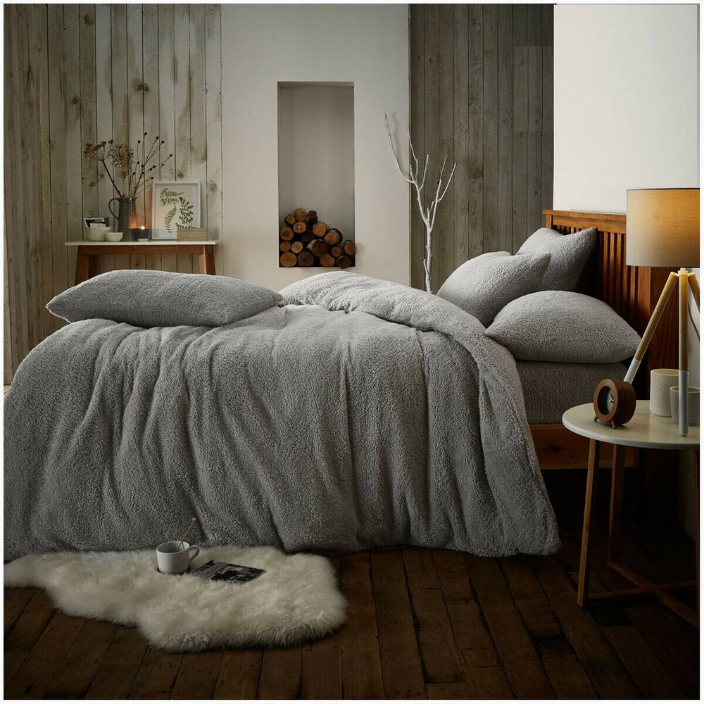 Smart Living Luxury Teddy Plain Duvet Cover & Pillowcase Set in Silver