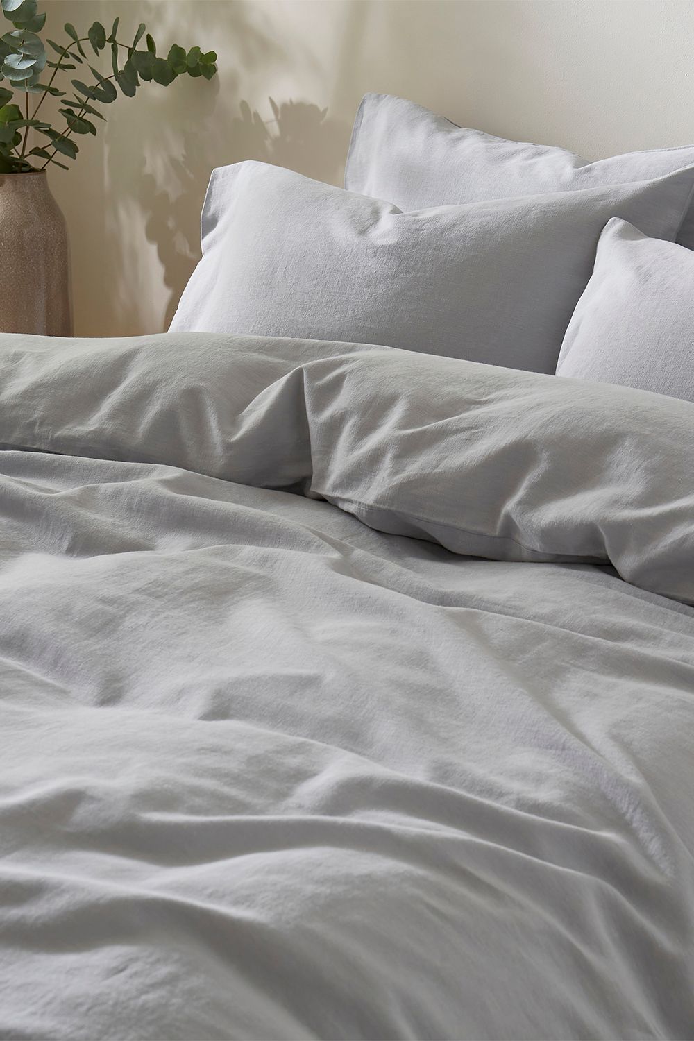 Martex Touch of Linen Duvet Cover Set (Includes 2 Pillowcases 1 For Single) in Pale Blue 5