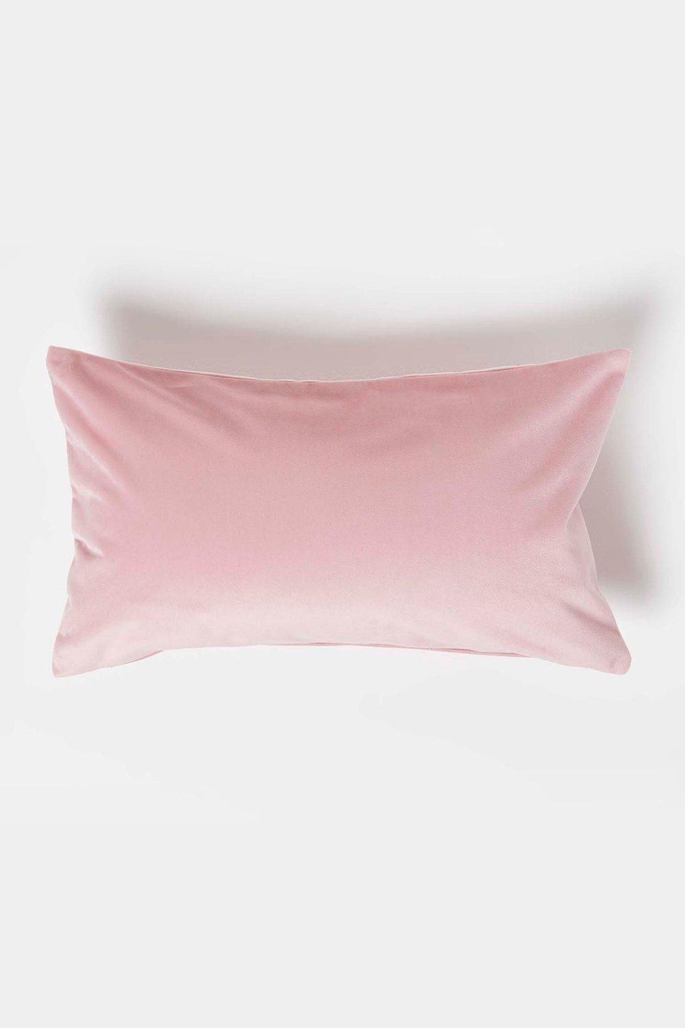 Homescapes Luxury Soft Velvet Cushion in Pink