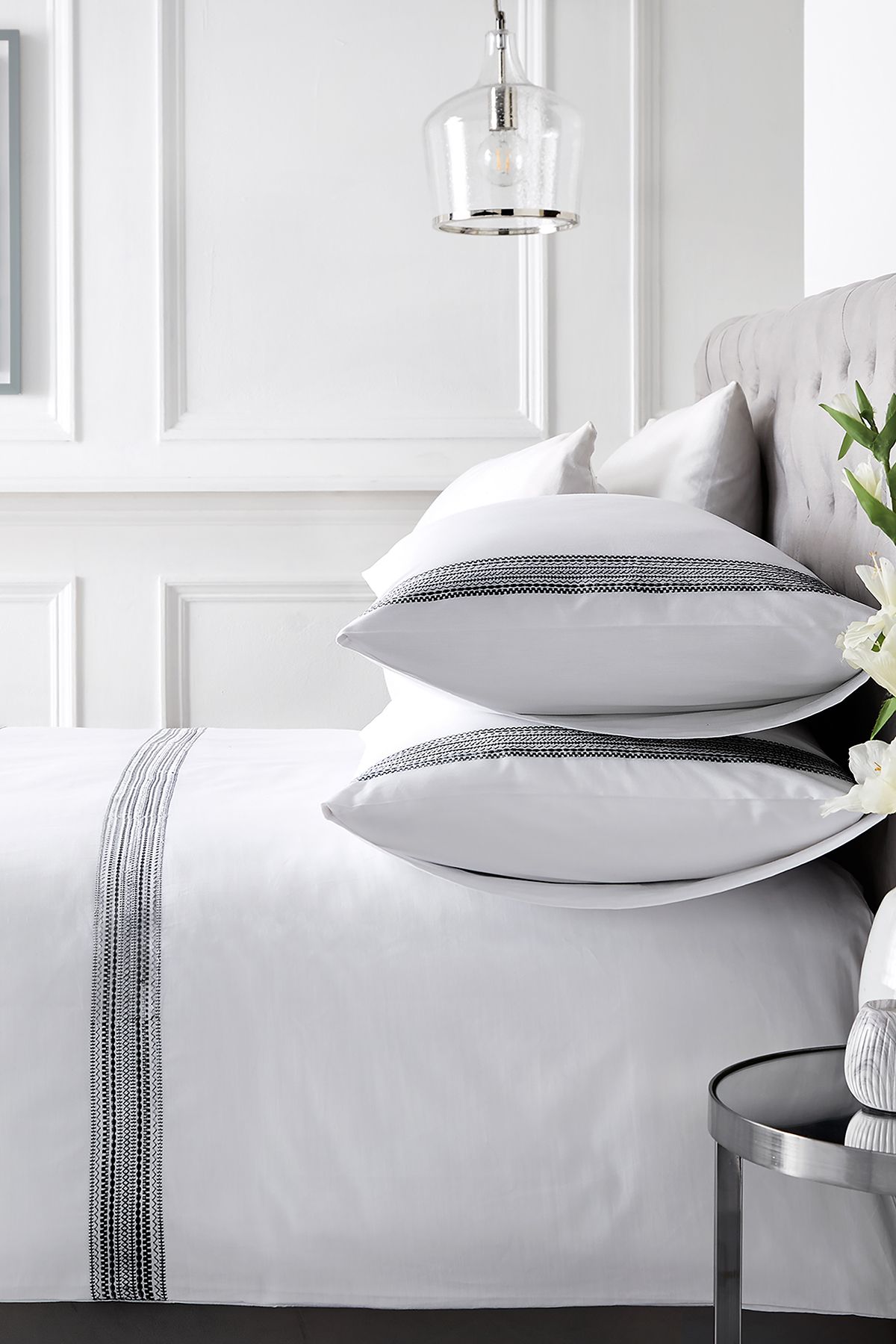 Appletree 'Embroidered Band' 100% Cotton Embroidered Duvet Cover Set in Black