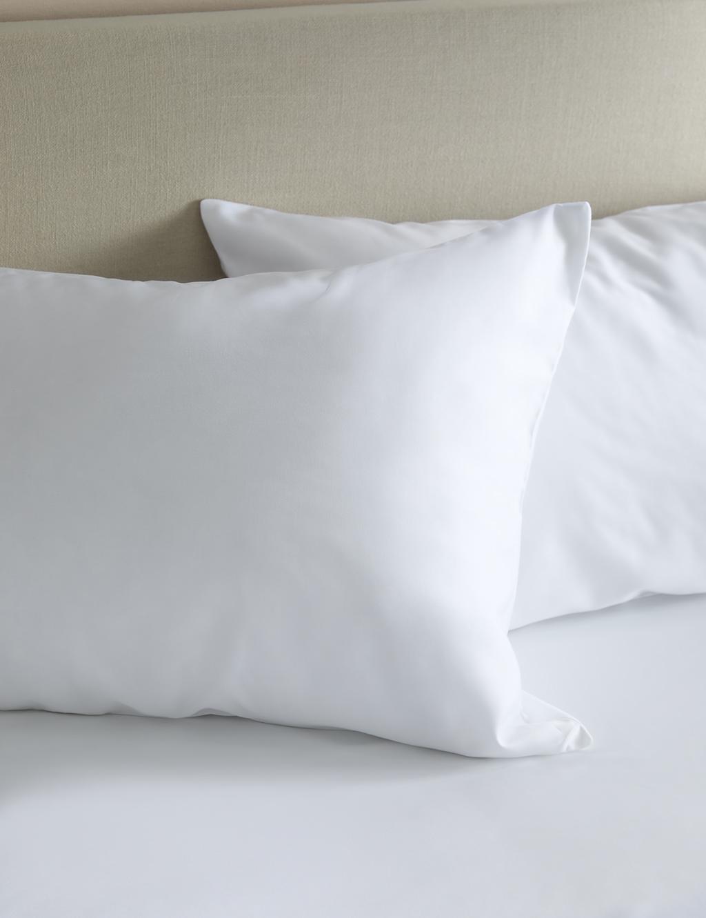 M&S 2 Pack Ultimate Soft & Silky Pillowcases White