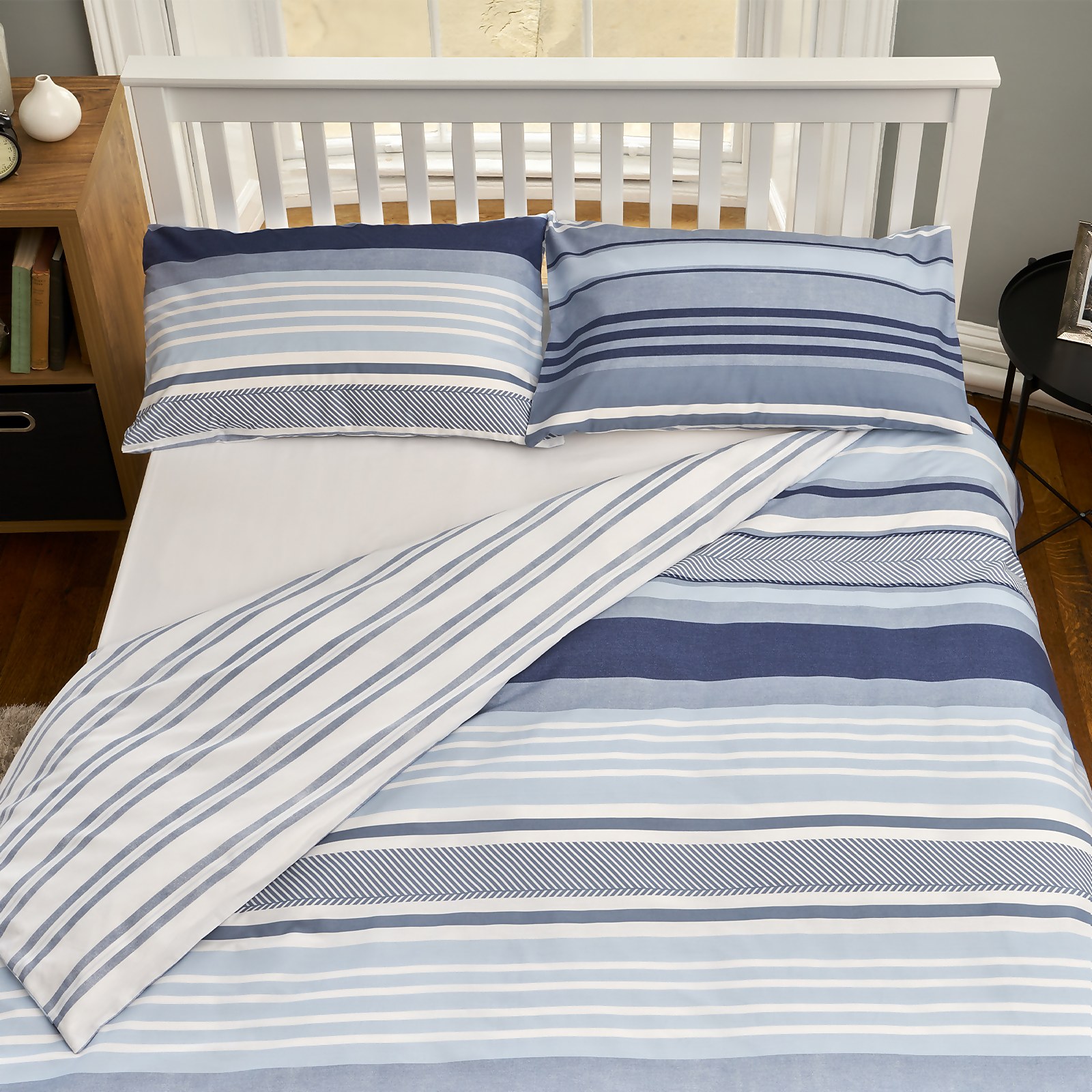The Willow Manor Easy Care Percale King Duvet Set Metro Stripe - Denim