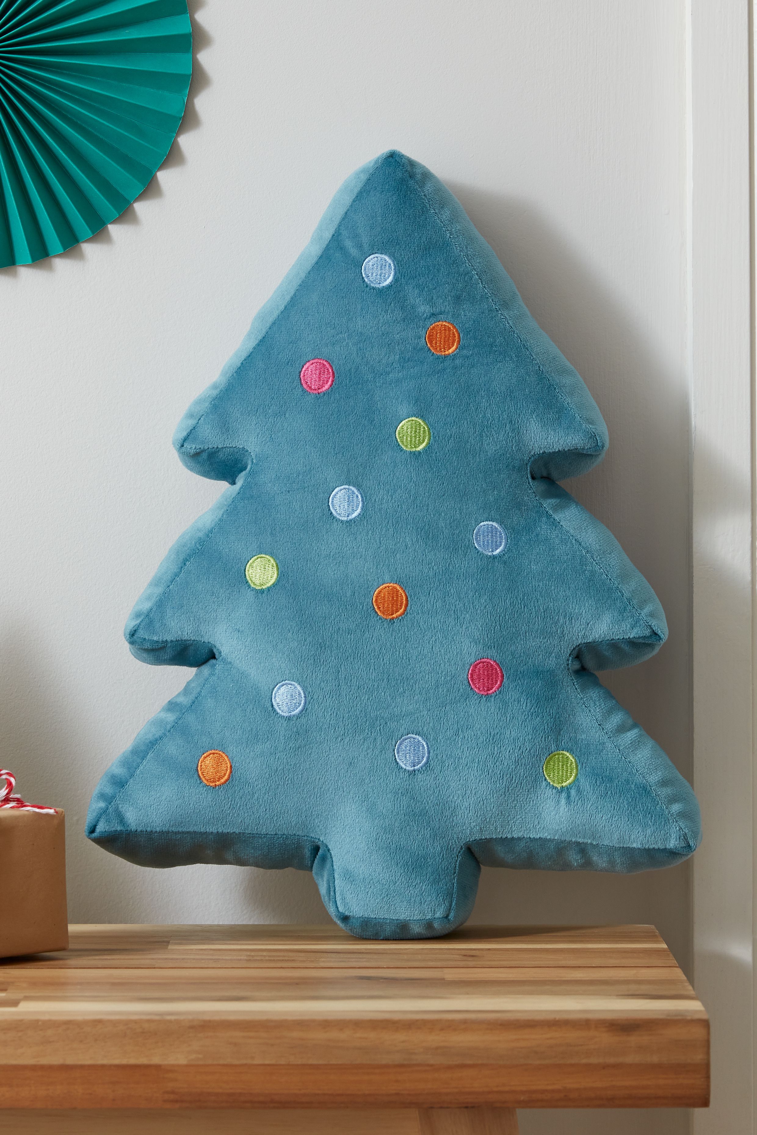 Catherine Lansfield 'Christmas Tree' 3D Shaped Cushion in Green