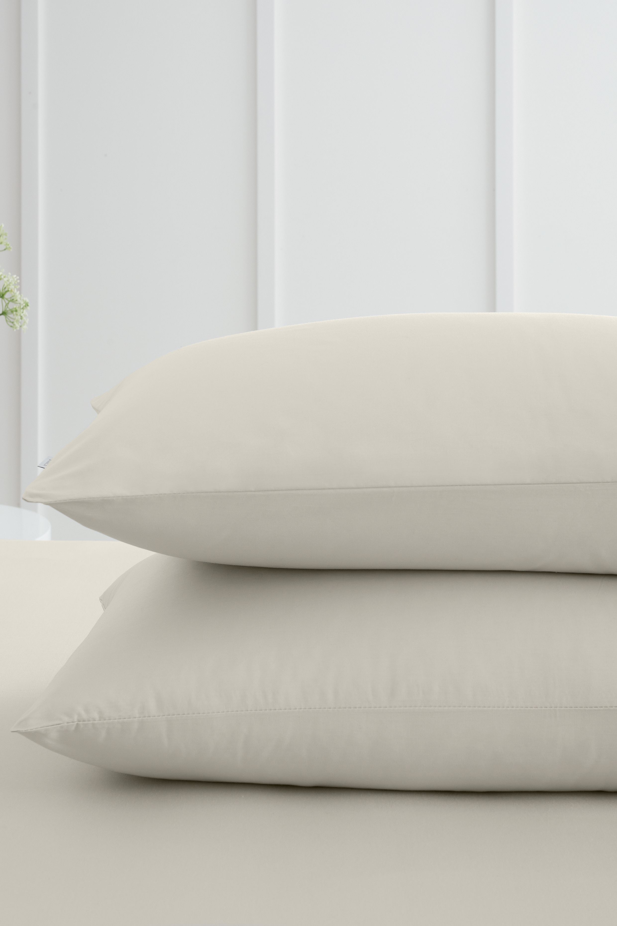 Bianca '200 Thread Count Cotton Percale' Standard Pillowcase Pair in Natural 2