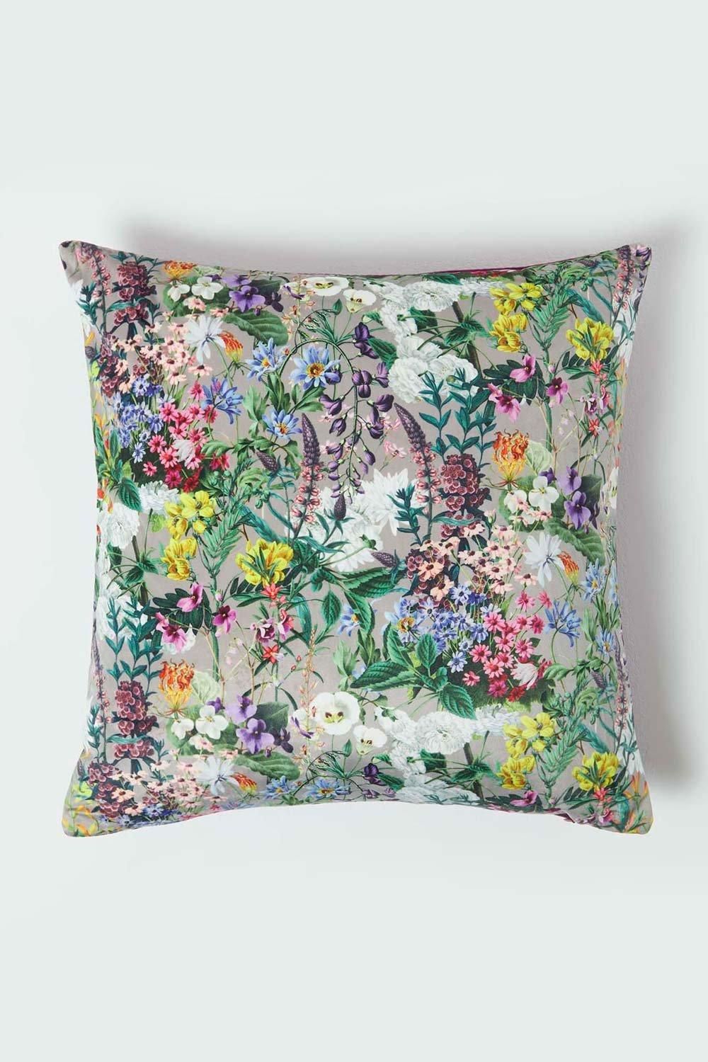 Homescapes Floral Botanical Garden Cushion 46 x 46 cm in Purple