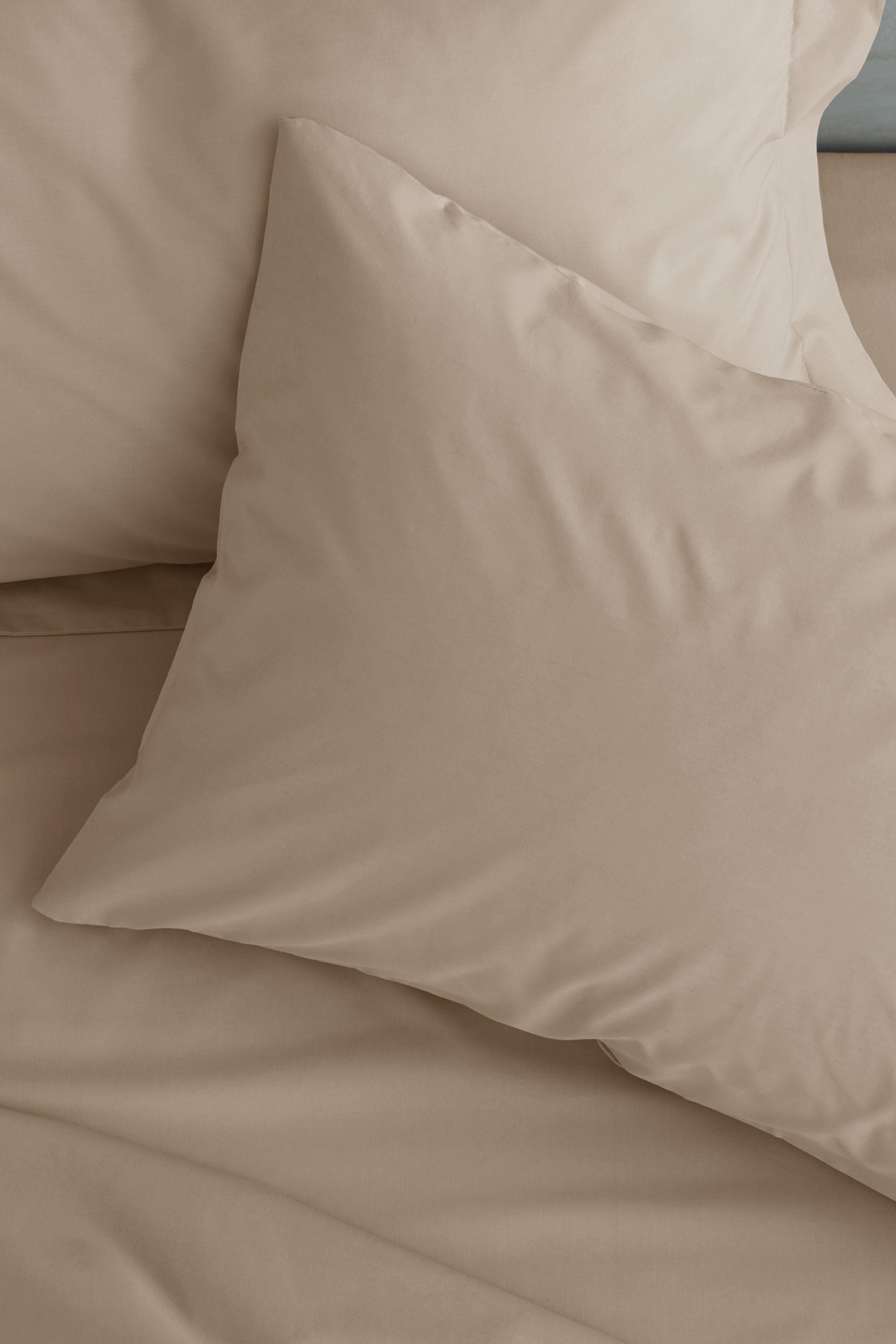 Catherine Lansfield 'Easy Iron Percale' Standard Pillowcase Pair in Natural