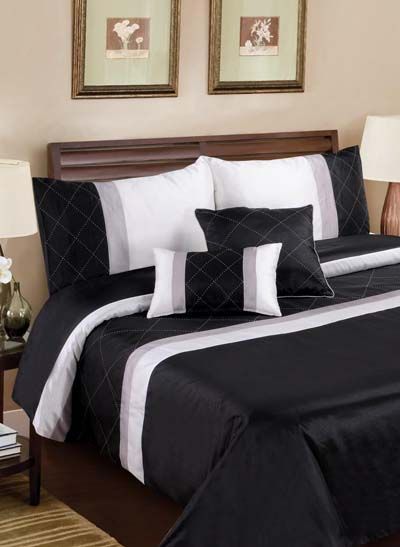 Rapport Home Monaco Boudoir Filled Cushion (50x30 cm) in Black