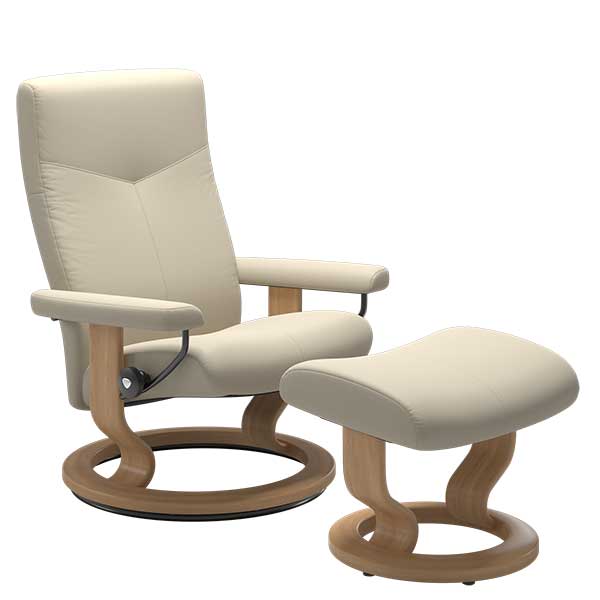 Stressless Large Dover Classic Chair   Stool  Batick Cream and Oak