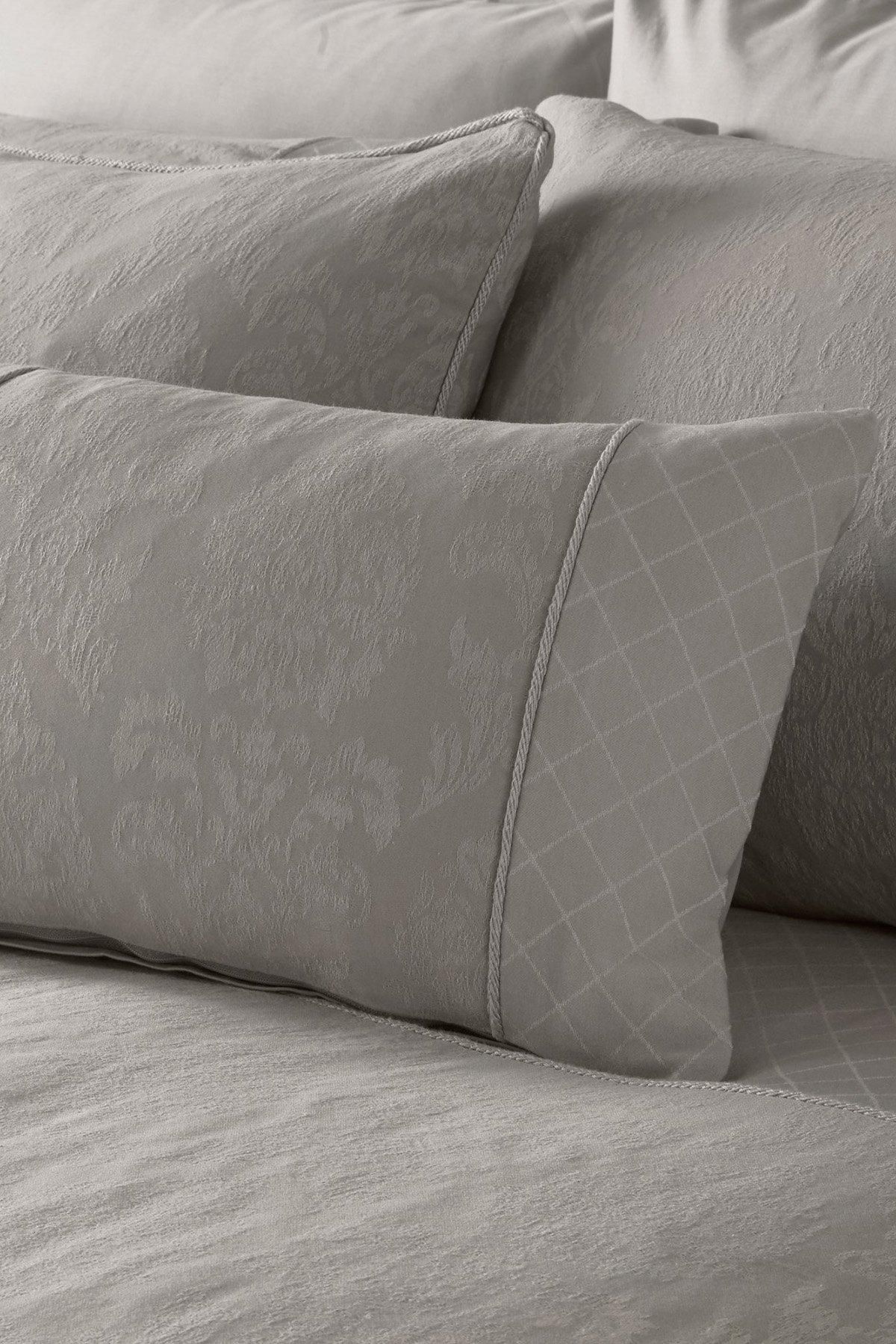 Dreams & Drapes 'Rosana' Luxury Damask Filled Bedroom Cushion in Silver