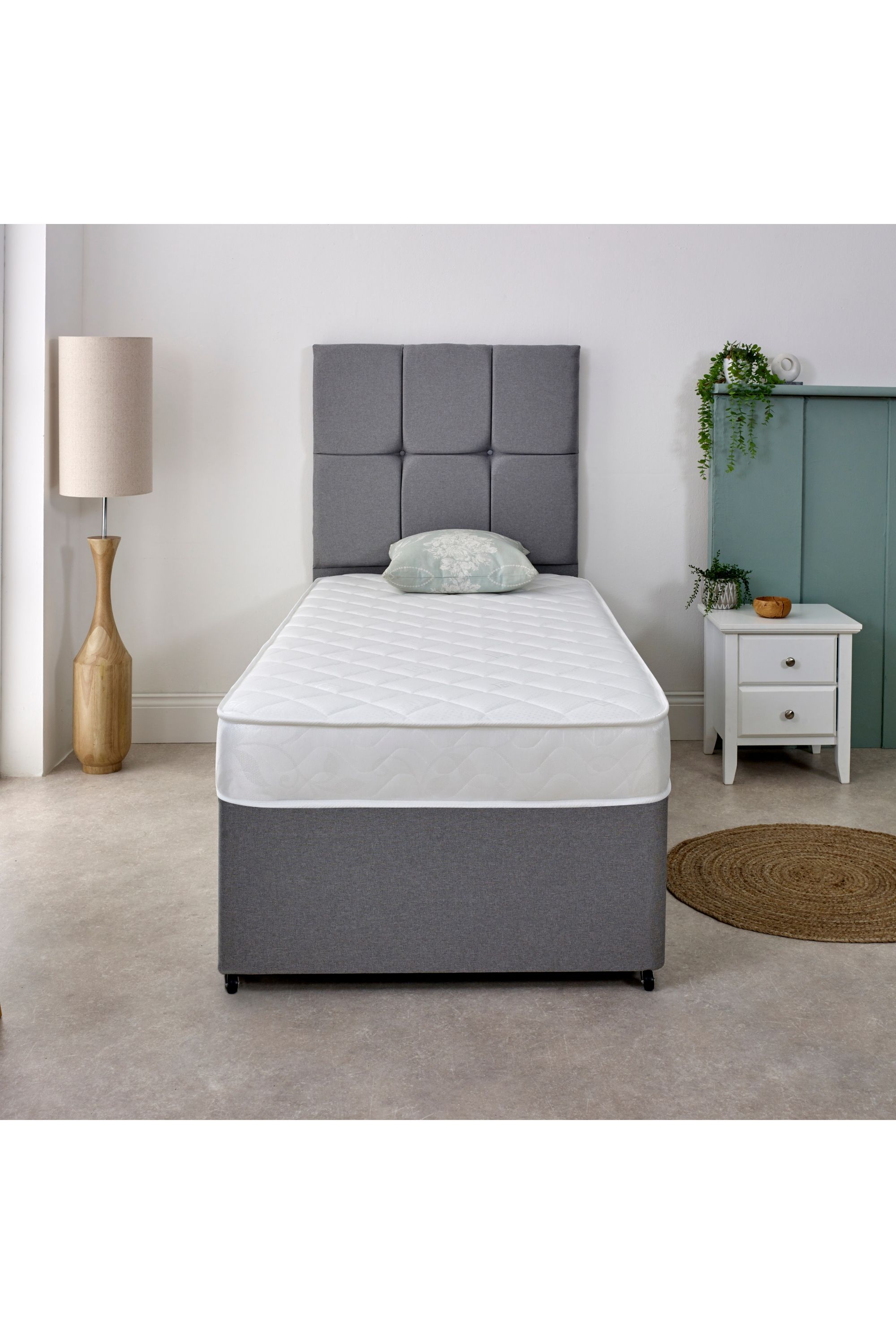 eXtreme Comfort Ltd Extreme Comfort Micro Quilted Memory foam & Spring Mattress in White