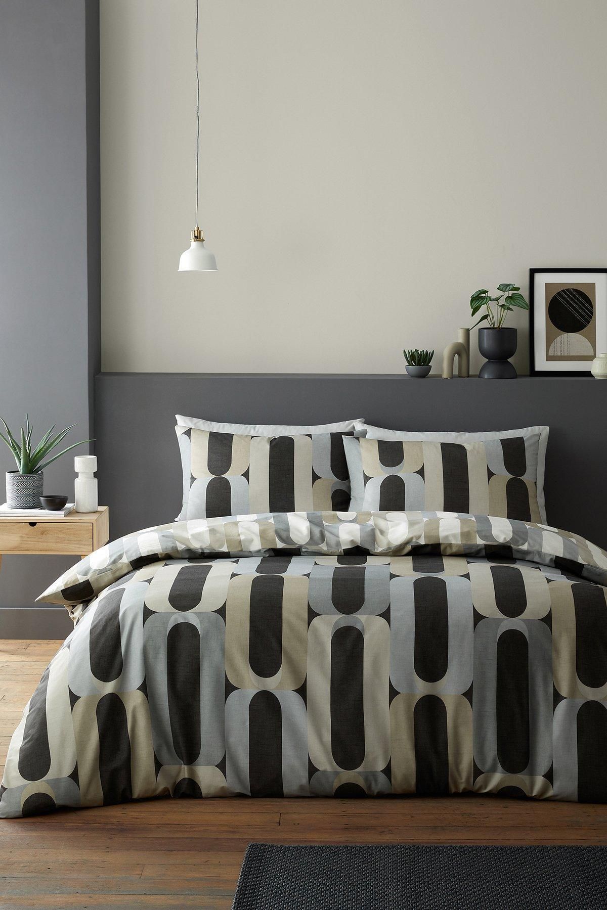Fusion 'Orea' Retro Inspired Easycare Duvet Cover Set in Charcoal