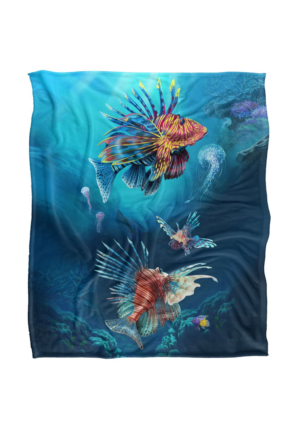 JQ Licensing En Lion Fish Silky Touch Super Soft Throw Blanket 152 X 127 cm in White