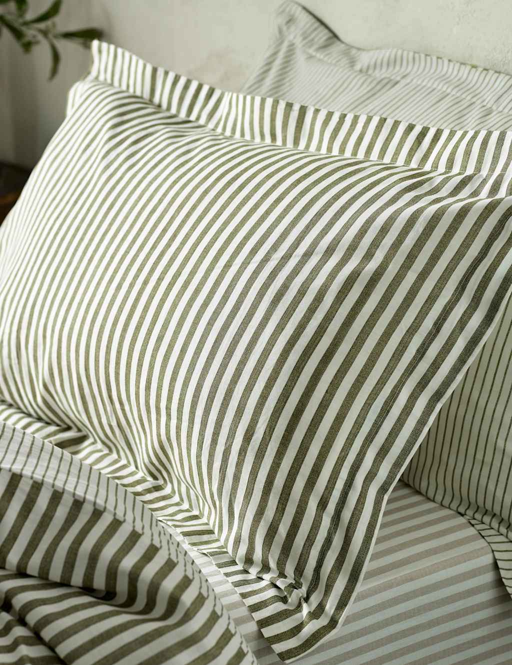 YARD 2 Pack Pure Cotton Hebden Stripe Pillowcases Dark Green Mix