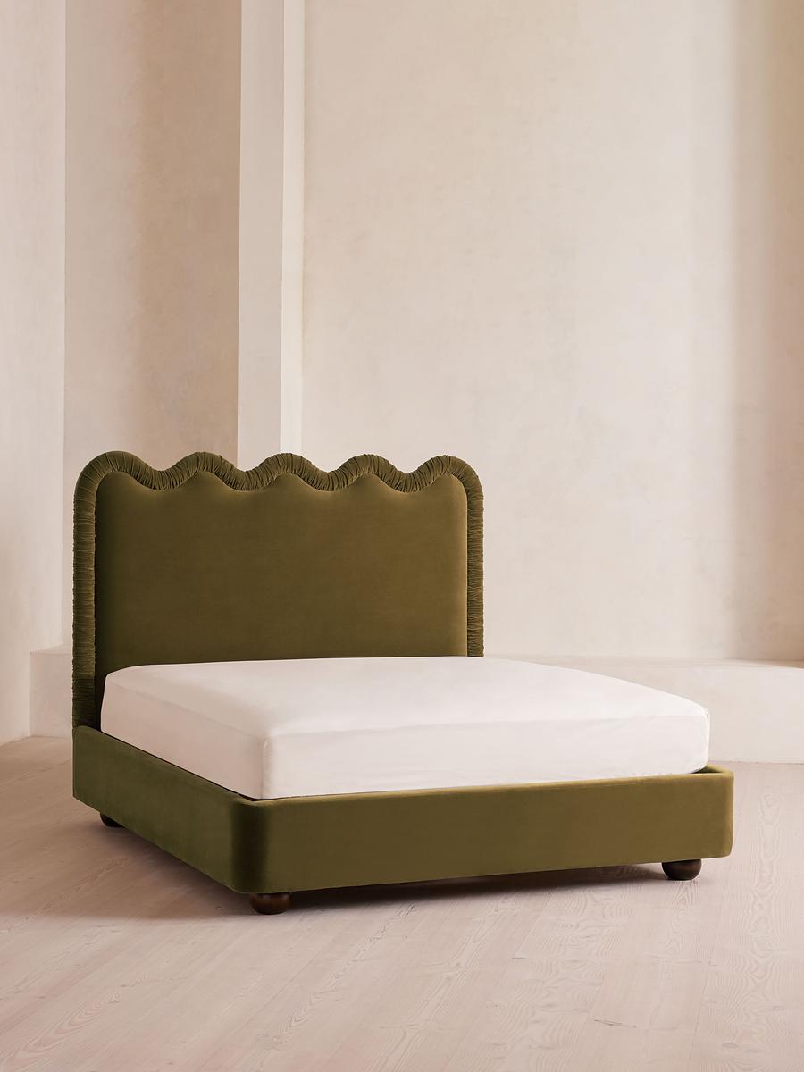 Tristan Bed, Super King, Velvet, Olive