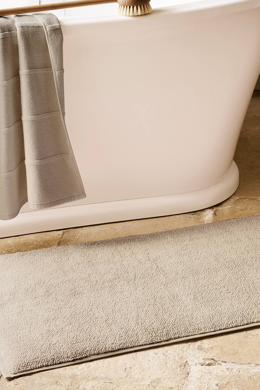 CHRISTY 'Highgate' Turkish Cotton Luxurious Bath Rugs in Beige