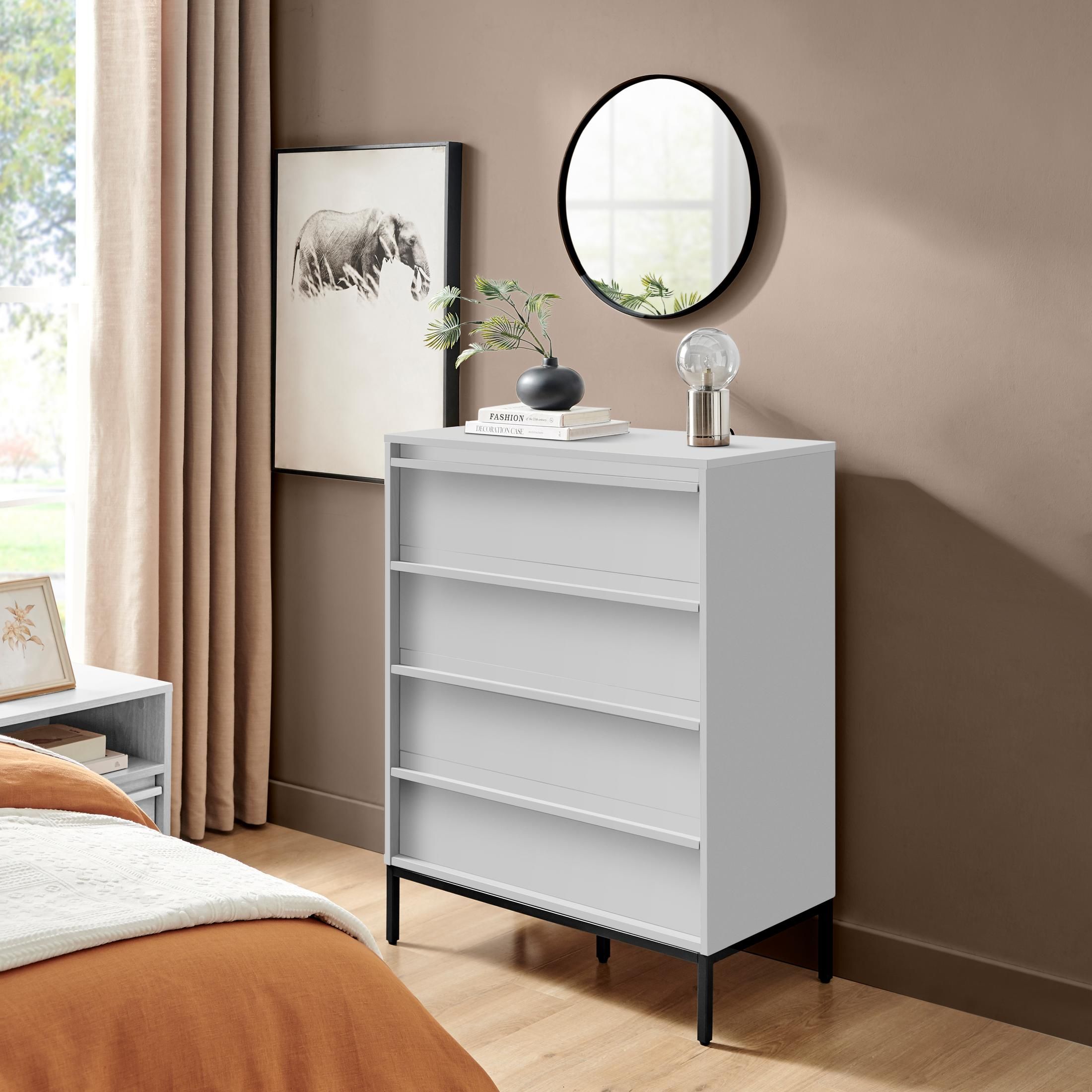 FurnitureboxUK Svit Wooden Chest of 4 Drawers in Off-White