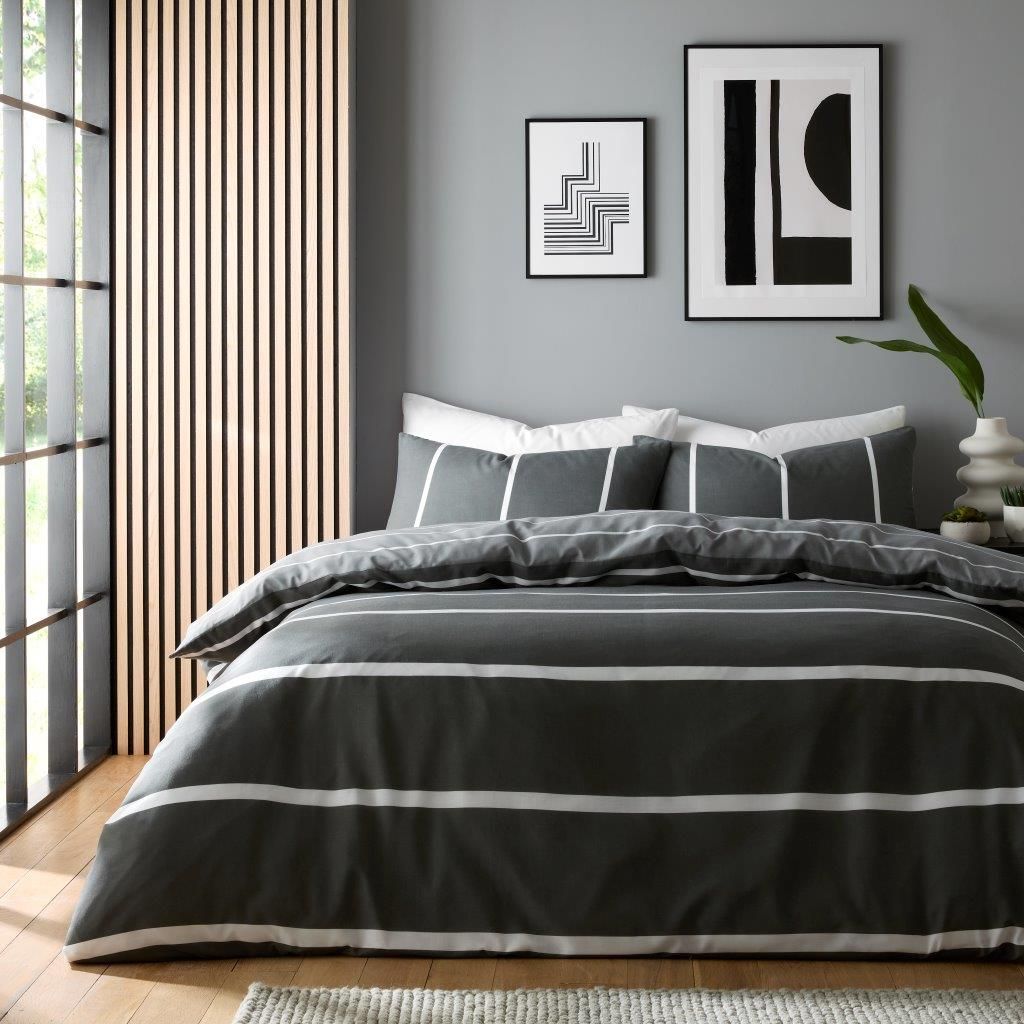 GAVENO CAVAILIA Harris Printed Duvet Cover in Charcoal