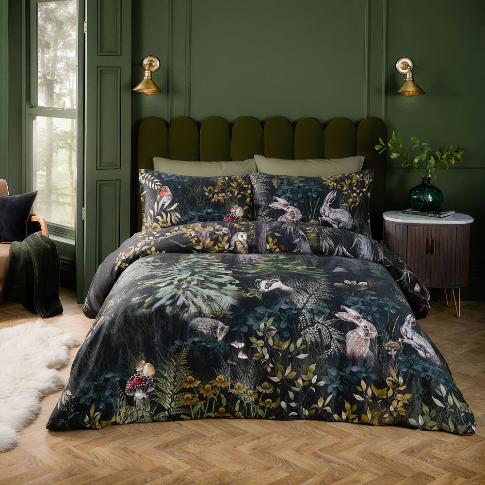 Paoletti Sherwood Forest 100% Cotton Printed Duvet Cover Set in Green