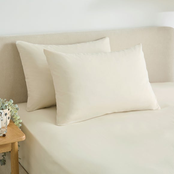 Soft and Easycare Standard Pillowcase Pair