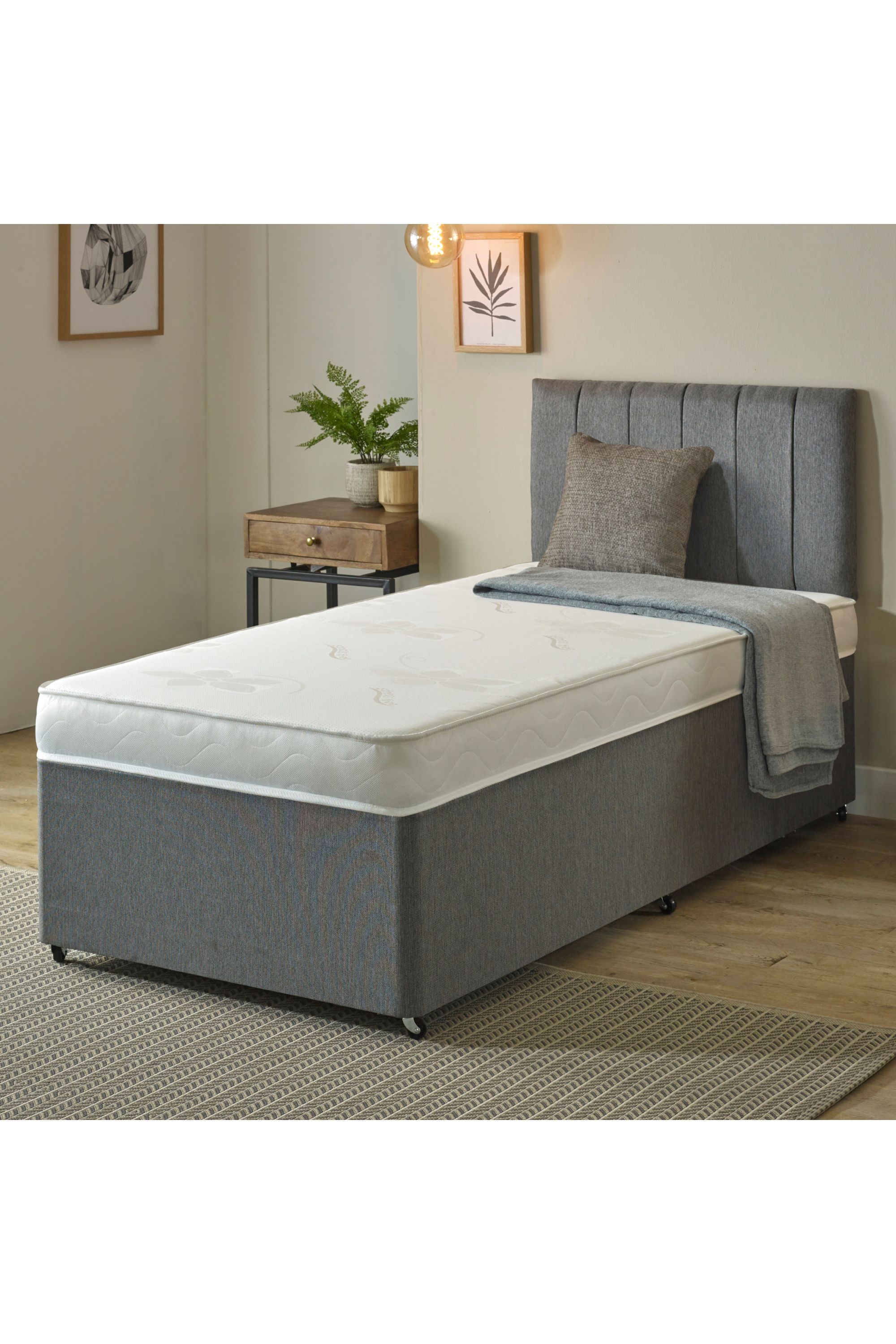 eXtreme Comfort Ltd Solano Orthopaedic Foam Mattress 14cm Deep High-Density Ortho Foam in White