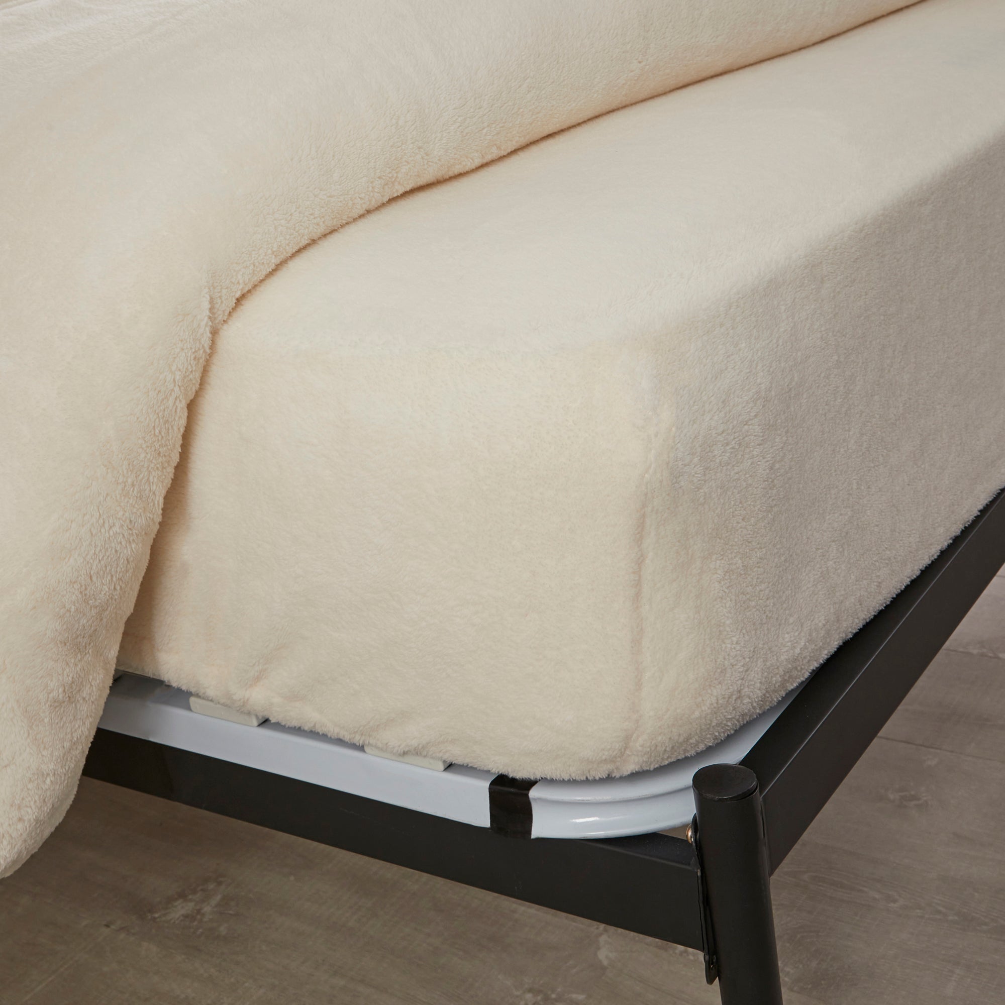 Teddy Bear Fitted Sheet Cream
