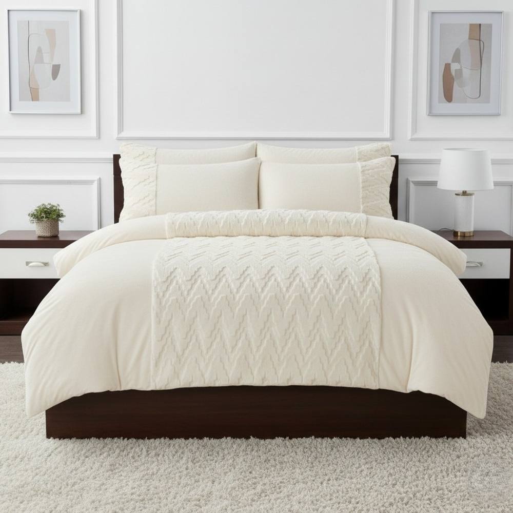 Snug City Zig Zag 3D Teddy Duvet Cover Set Ultra Soft Bedding with Pillowcases in Cream