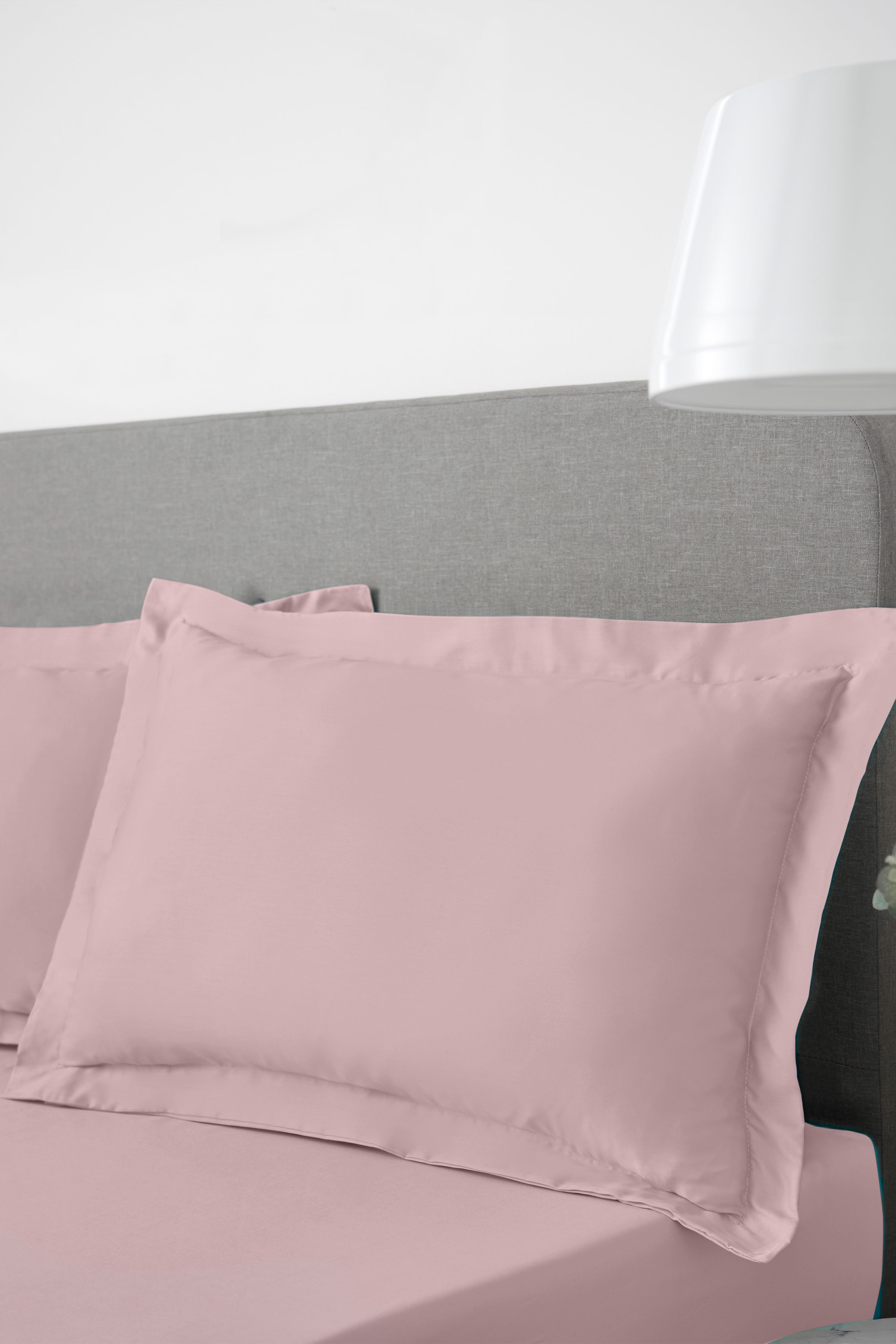 Bianca '400 Thread Count Cotton Sateen' Oxford Pillowcase Pair in Pink