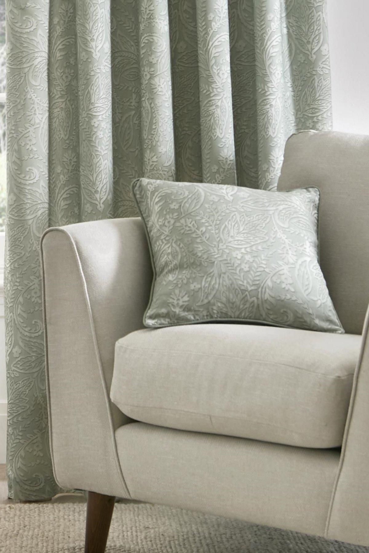 Dreams & Drapes 'Aveline' 100% Cotton Filled Cushion in Green