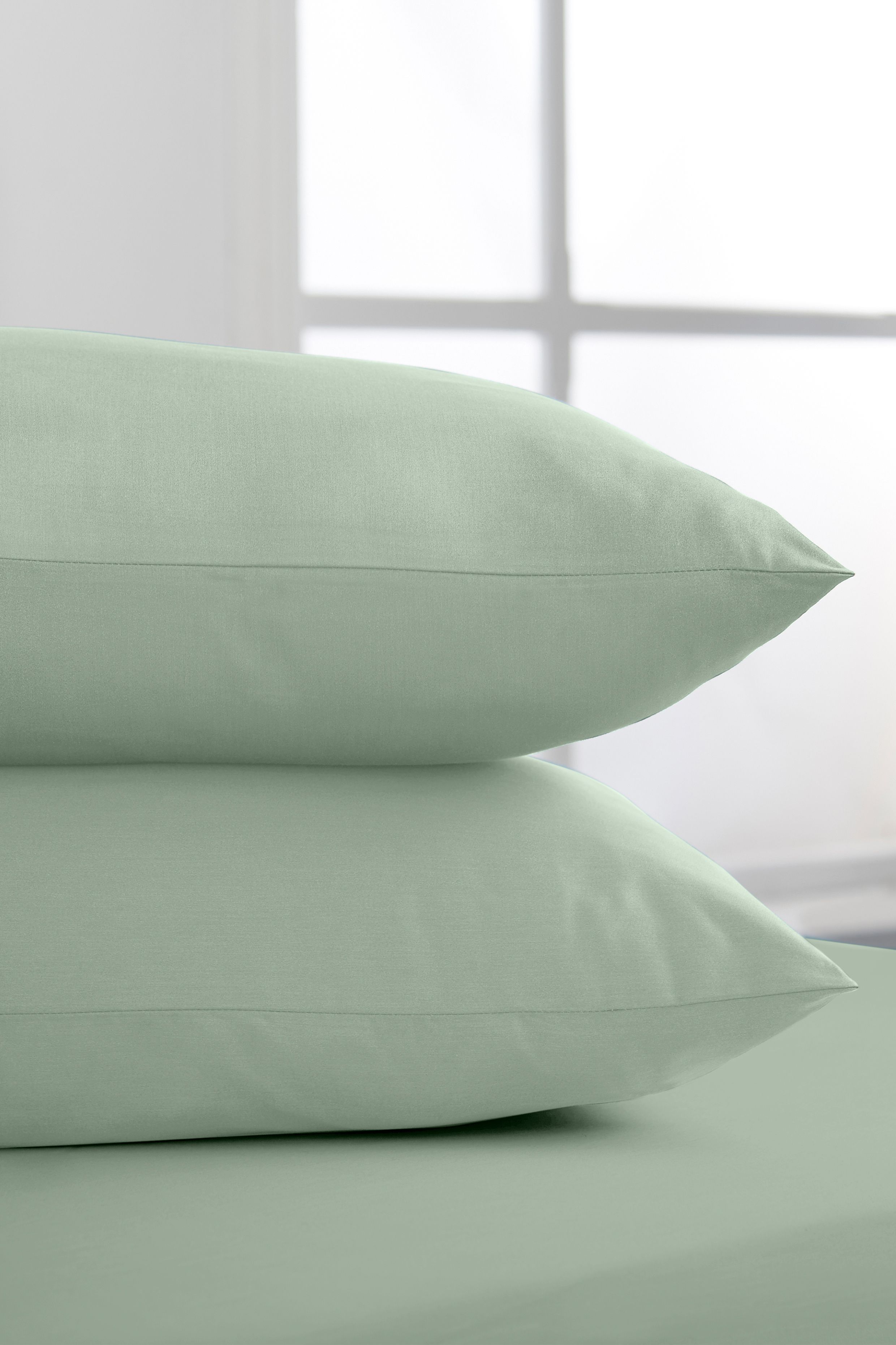 Bianca 400 Thread Count Cotton Sateen Standard Pillowcases in Green
