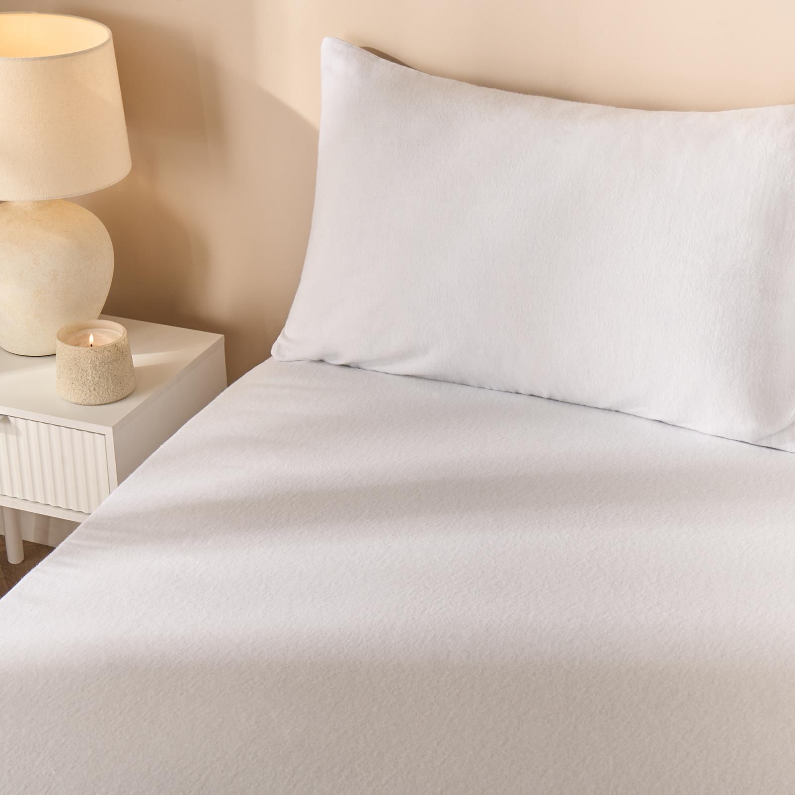 OHS Essential Brushed Cotton Soft Fitted Bed Sheet in White | Size: Single Fitted