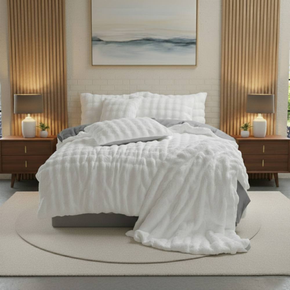 Snug City Rabbit Faux Fur Teddy Duvet Cover Set Ultra Soft Plush Bedding in White