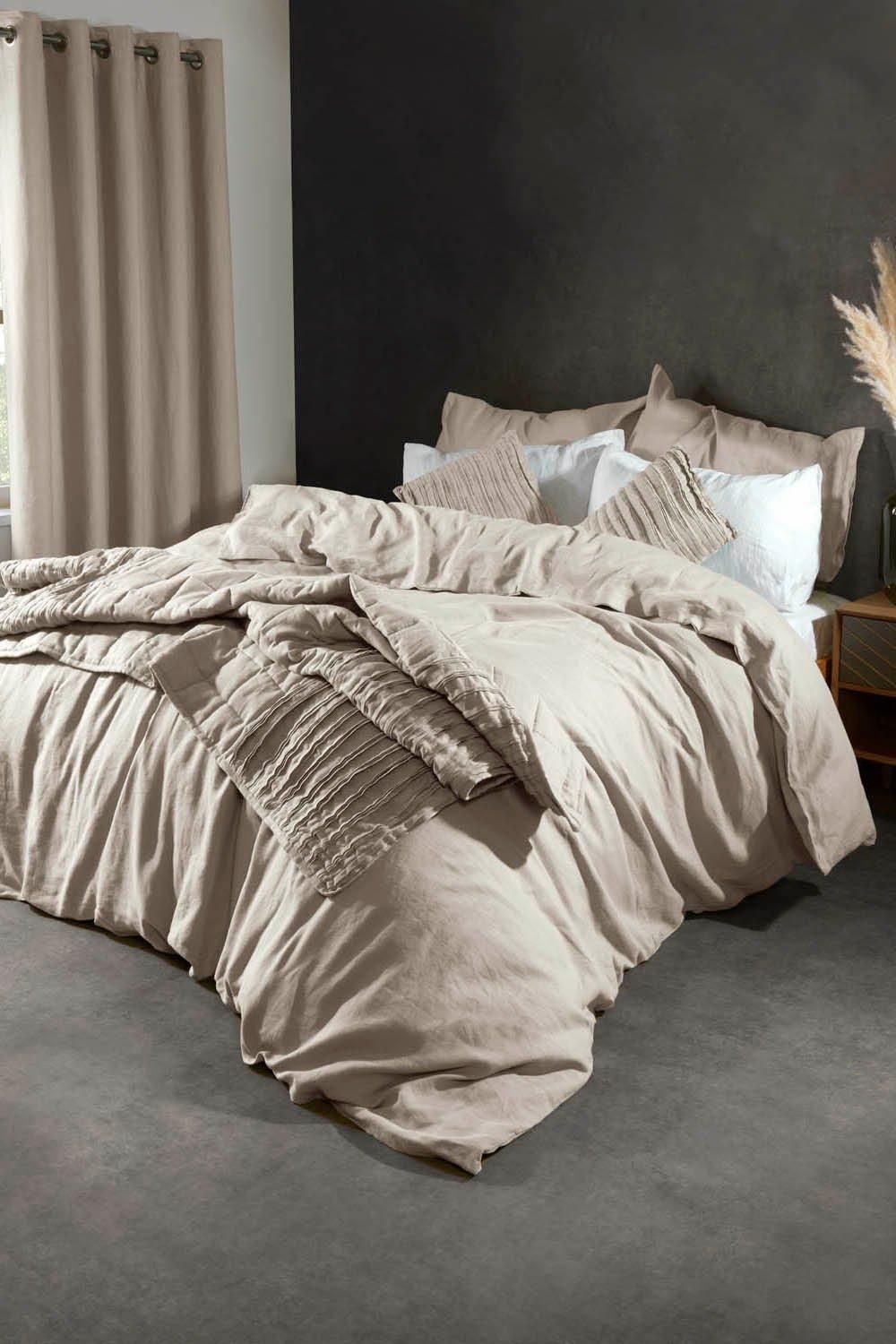 Lazy Linen 'Pure Washed Linen' Quilted Throw in Beige