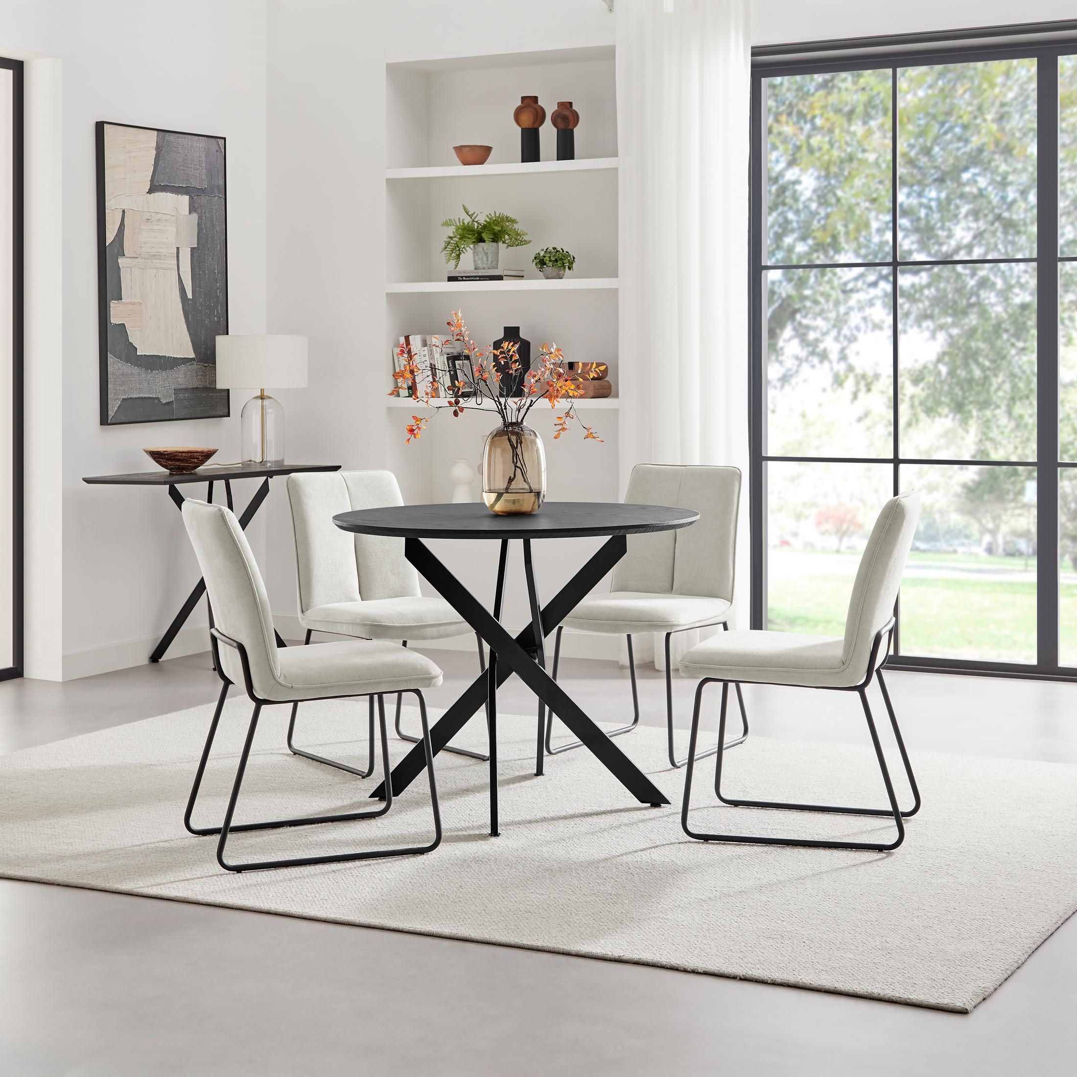 FurnitureboxUK Novara 100cm Black Top Round Dining Table & 4 Cream Halley Chairs