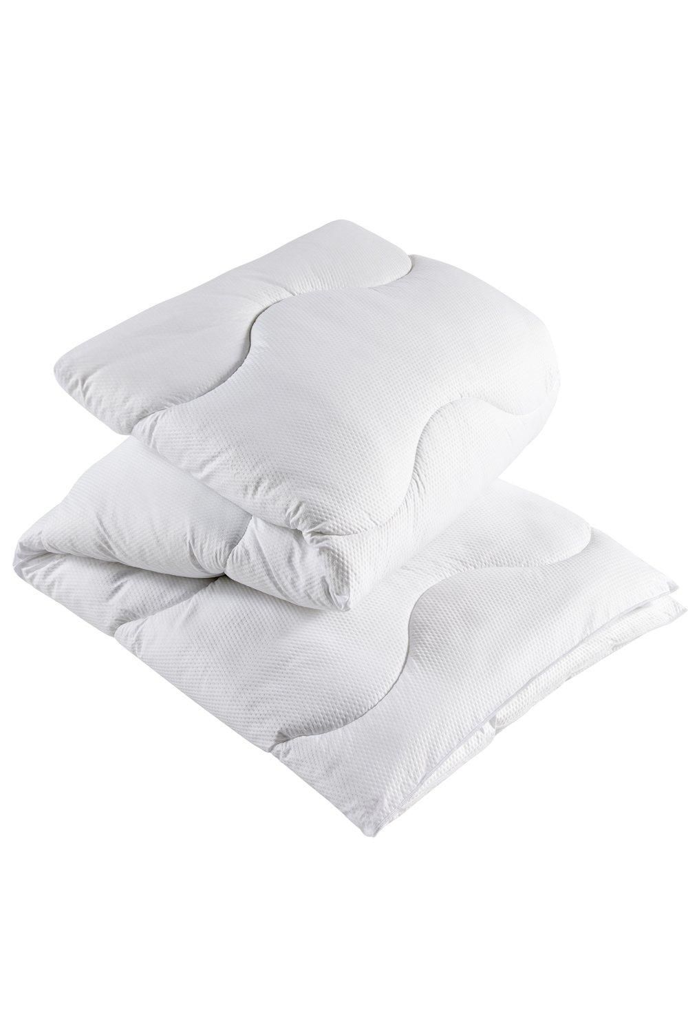 CHRISTY Luxury Microfibre 4.5 Tog Lightweight Summer Duvet in White 2