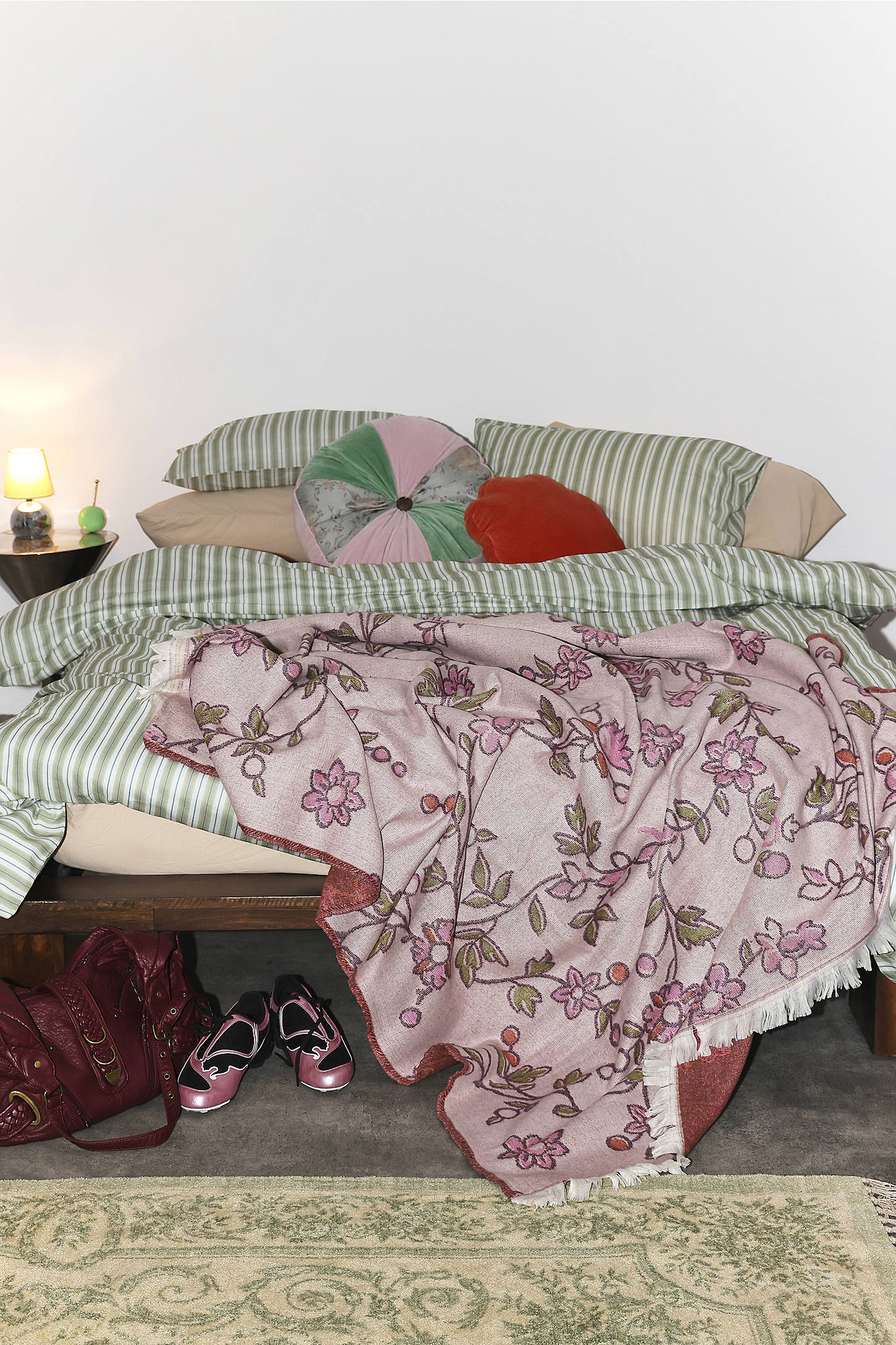 Clarissa Vine Throw - Pink