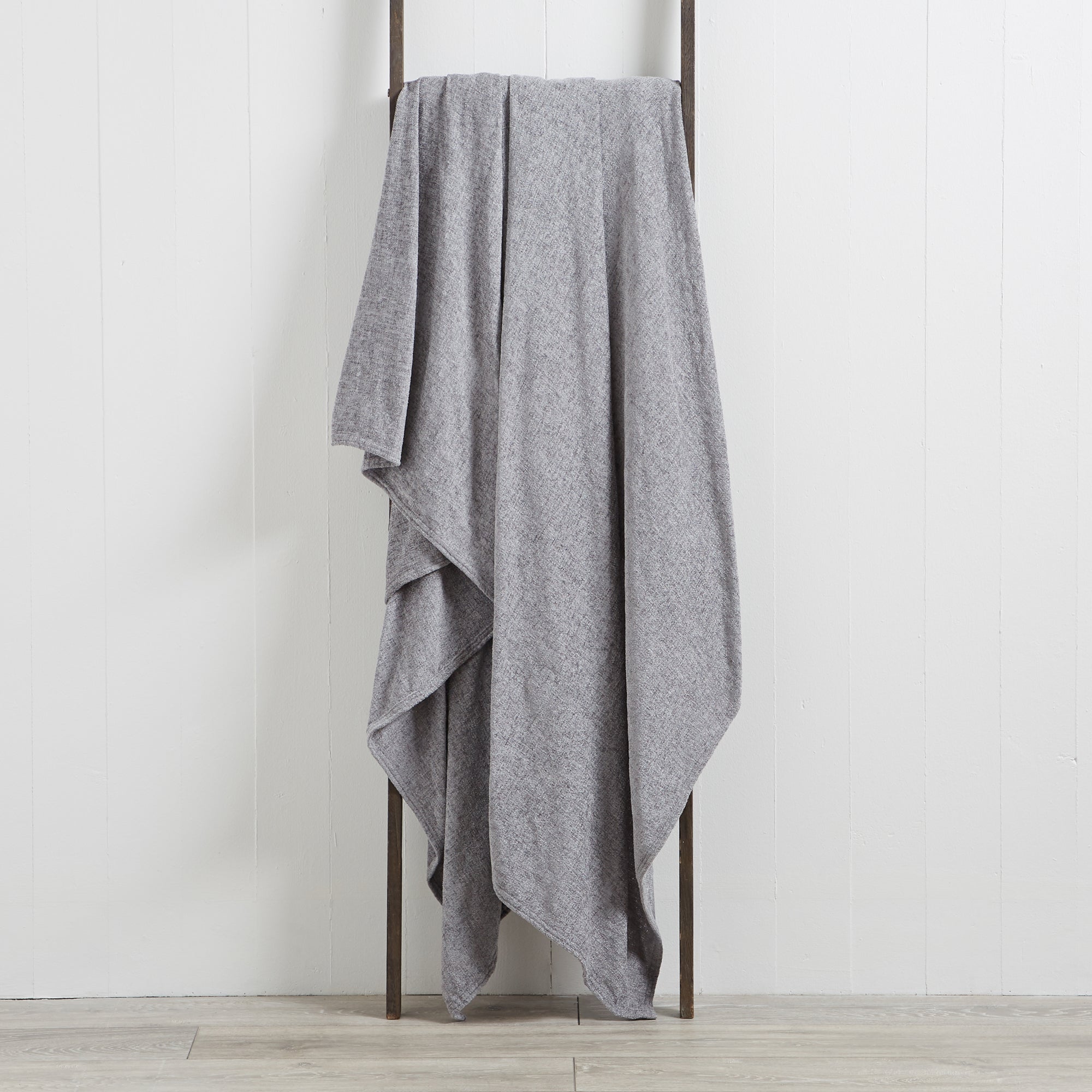 Chenille Grey Throw Grey
