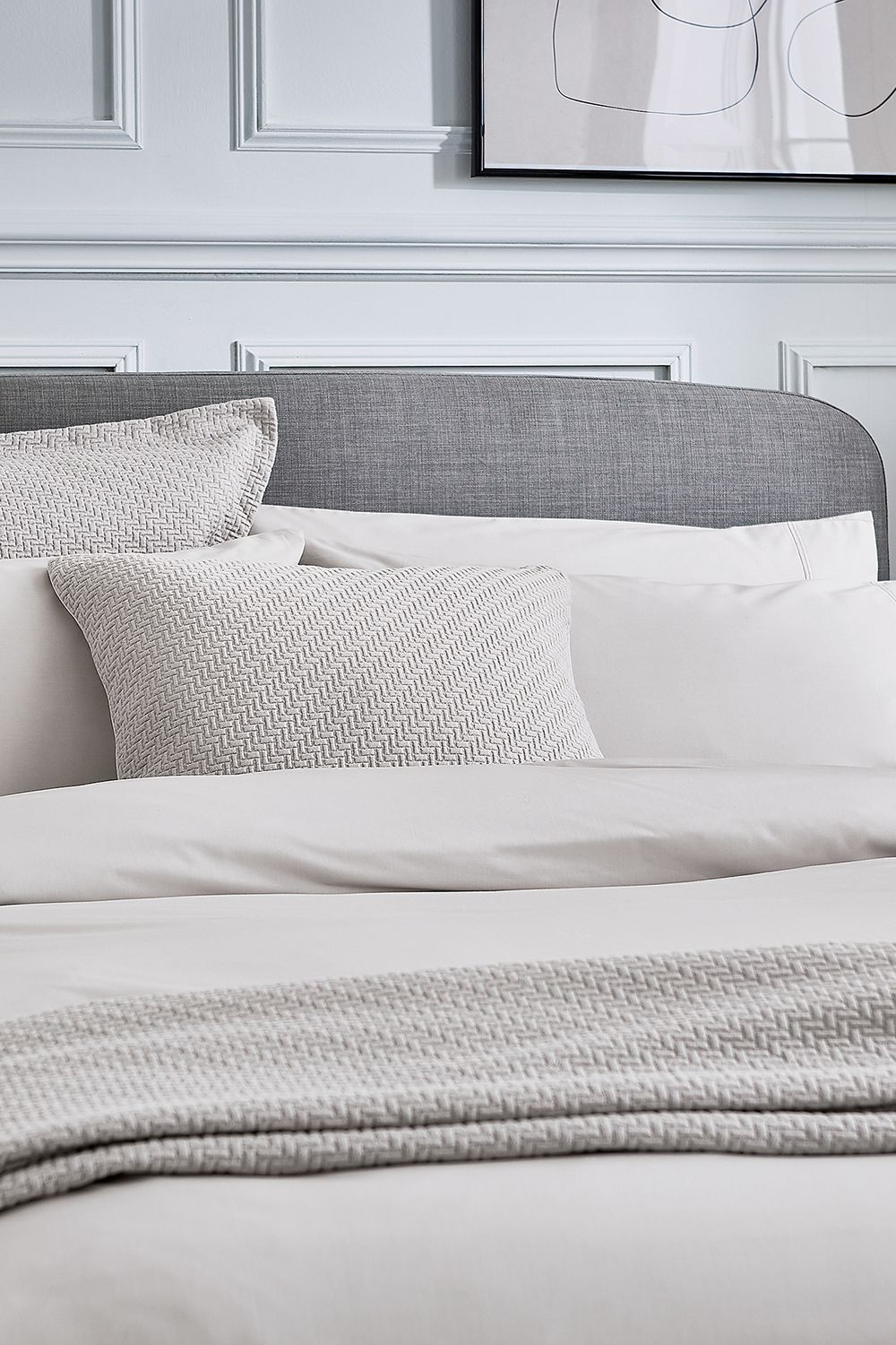 1951 'Andaz' Eqyptian Cotton Standard Pillowcase in Silver 2