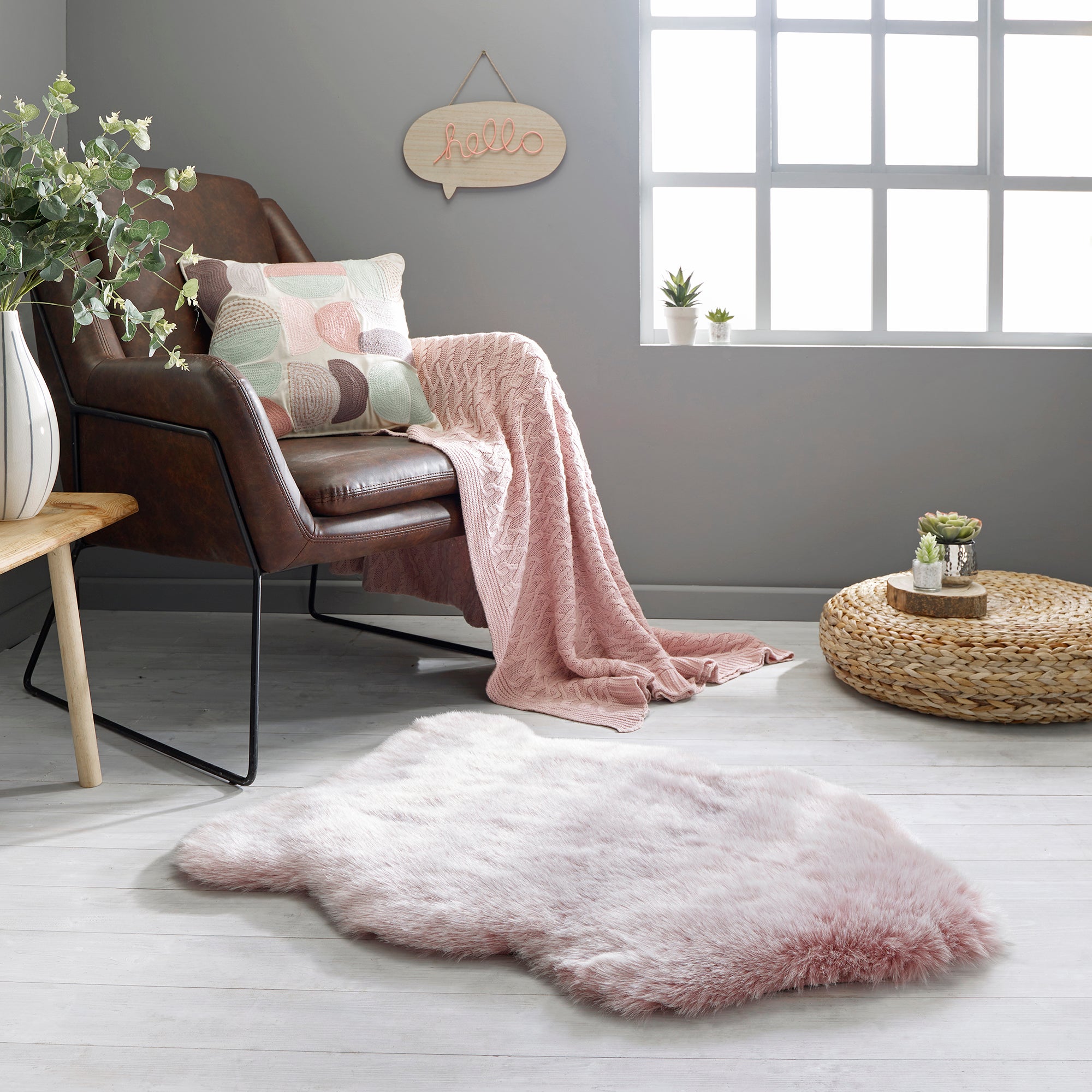 Copenhagen Single Pelt Faux Fur Rug Copenhagen Blush Pink