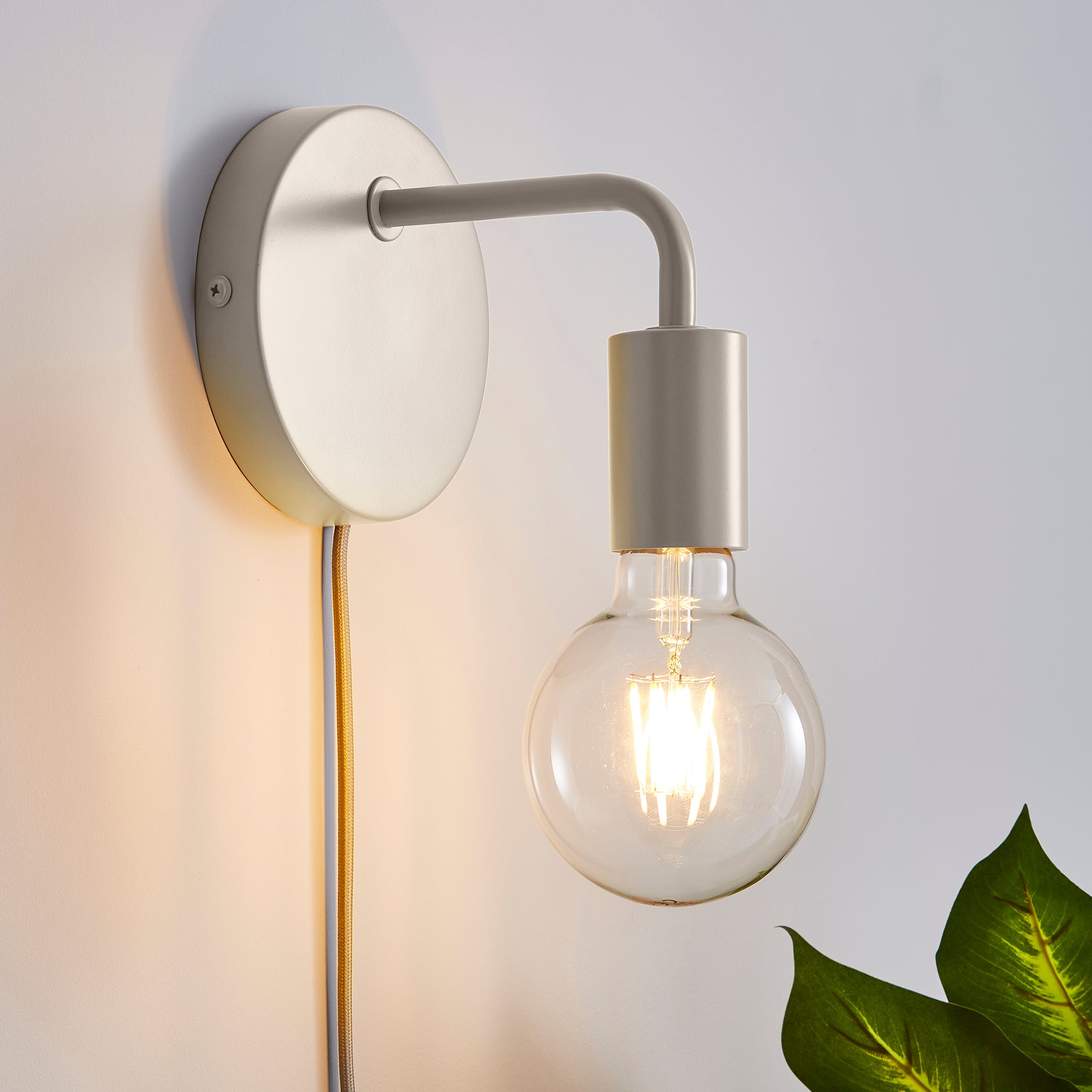 Elements Koppla Plug In Wall Light