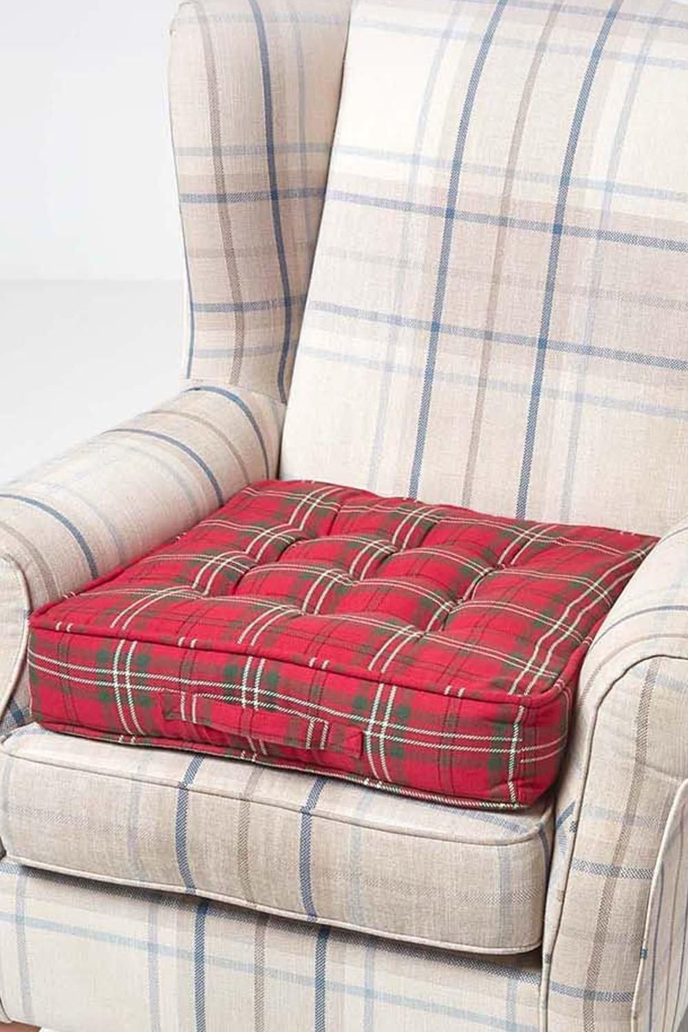 Homescapes Edward Tartan Cotton Armchair Booster Cushion in Red