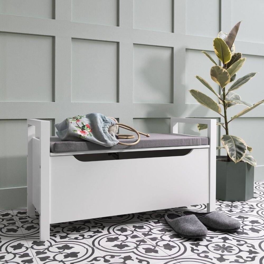 Nöa and Nani Olsen Storage Bench with Cushion in White