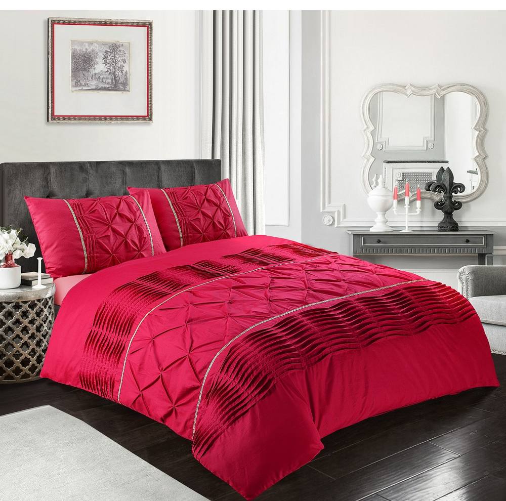 Homes-Linen Luxury Eleanor Pintuck Stripes Duvet Cover Set in Red