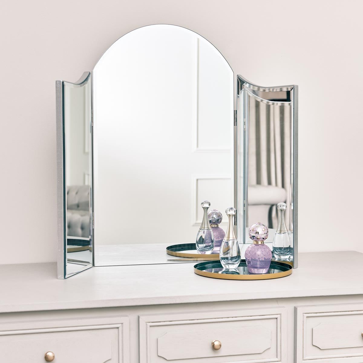 Melody Maison Vintage Style Dressing Table Triple Mirror in Clear