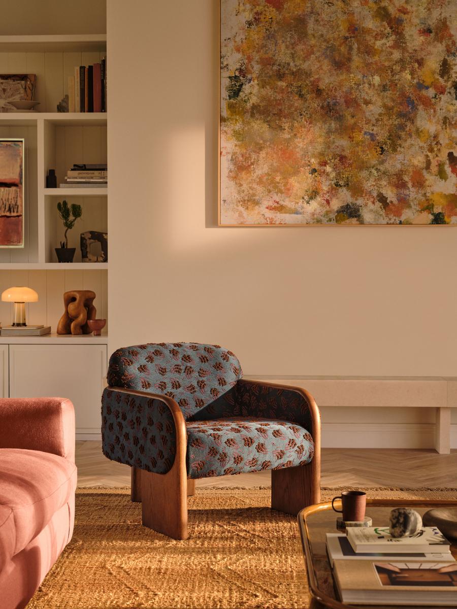 Eddie Armchair, Jago Jacquard