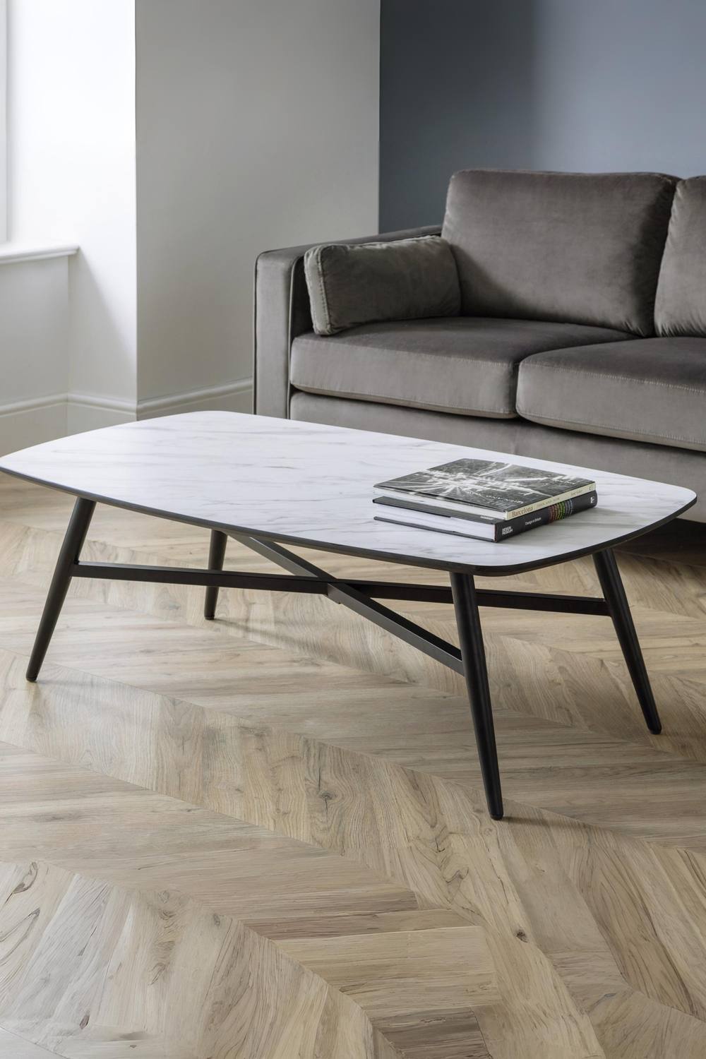 Julian Bowen Caruso Rectangular Coffee Table in White