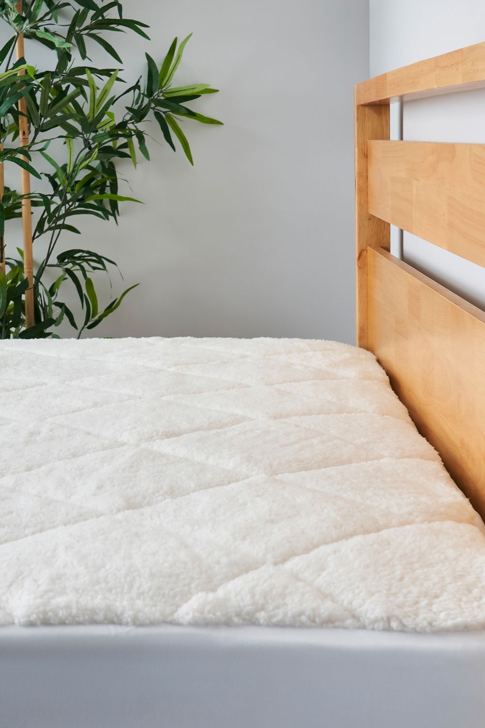 BHS Teddy Bear Deep Mattress Protector in White